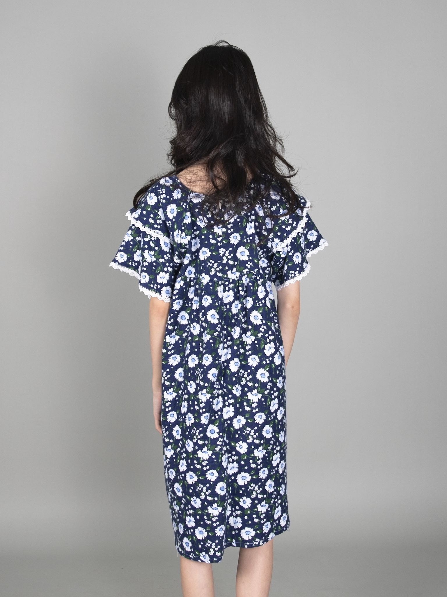 Váy xanh hoa cúc trắng_thumbnail_2