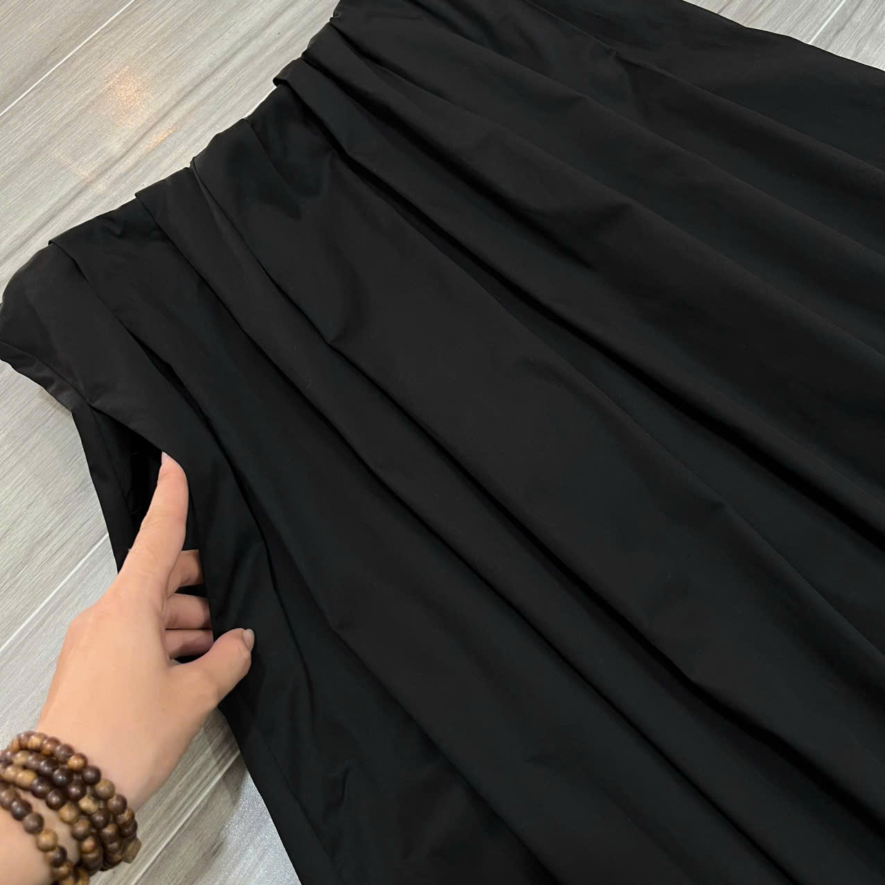 V137- CHÂN VÁY ĐEN_thumbnail_9