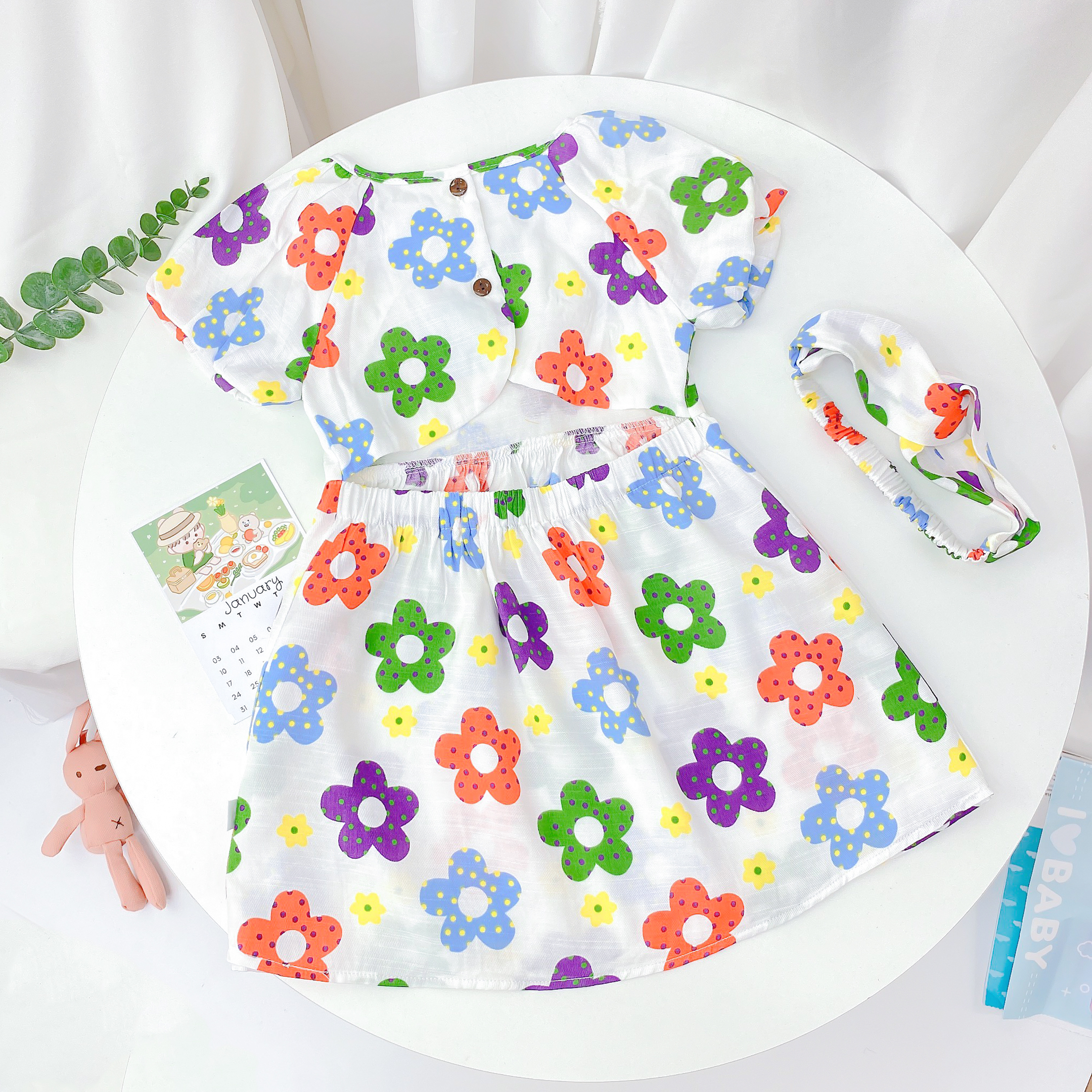 Váy cut out chun lưng_thumbnail_0