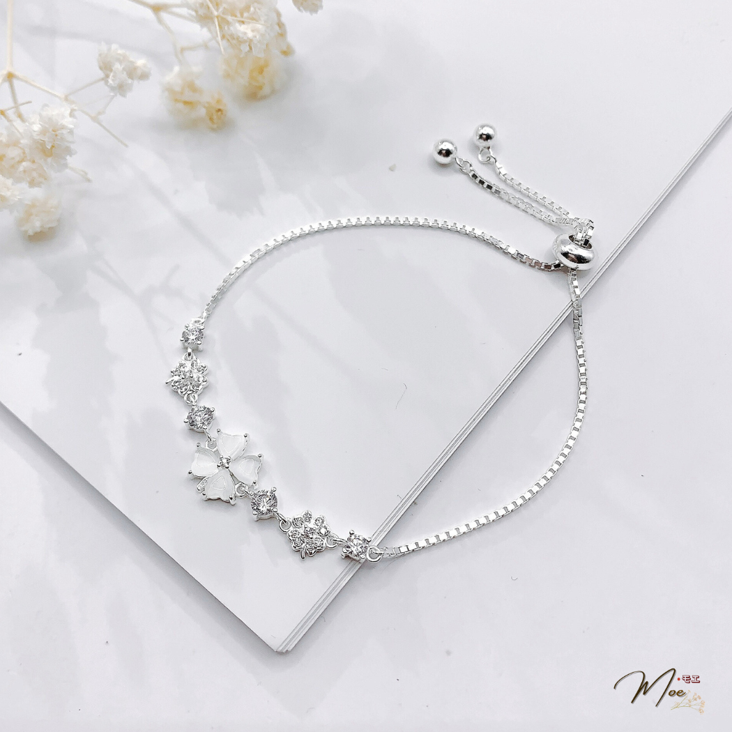 LT93 - Lắc tay cỏ 4 lá thạch anh dây rút_thumbnail_2