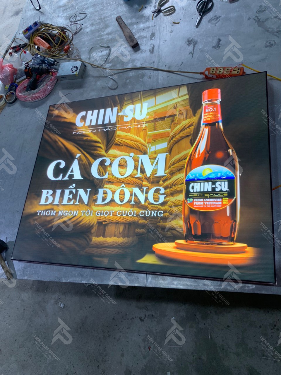 GIA CÔNG HỘP ĐÈN NHÉT CẠNH _thumbnail_7