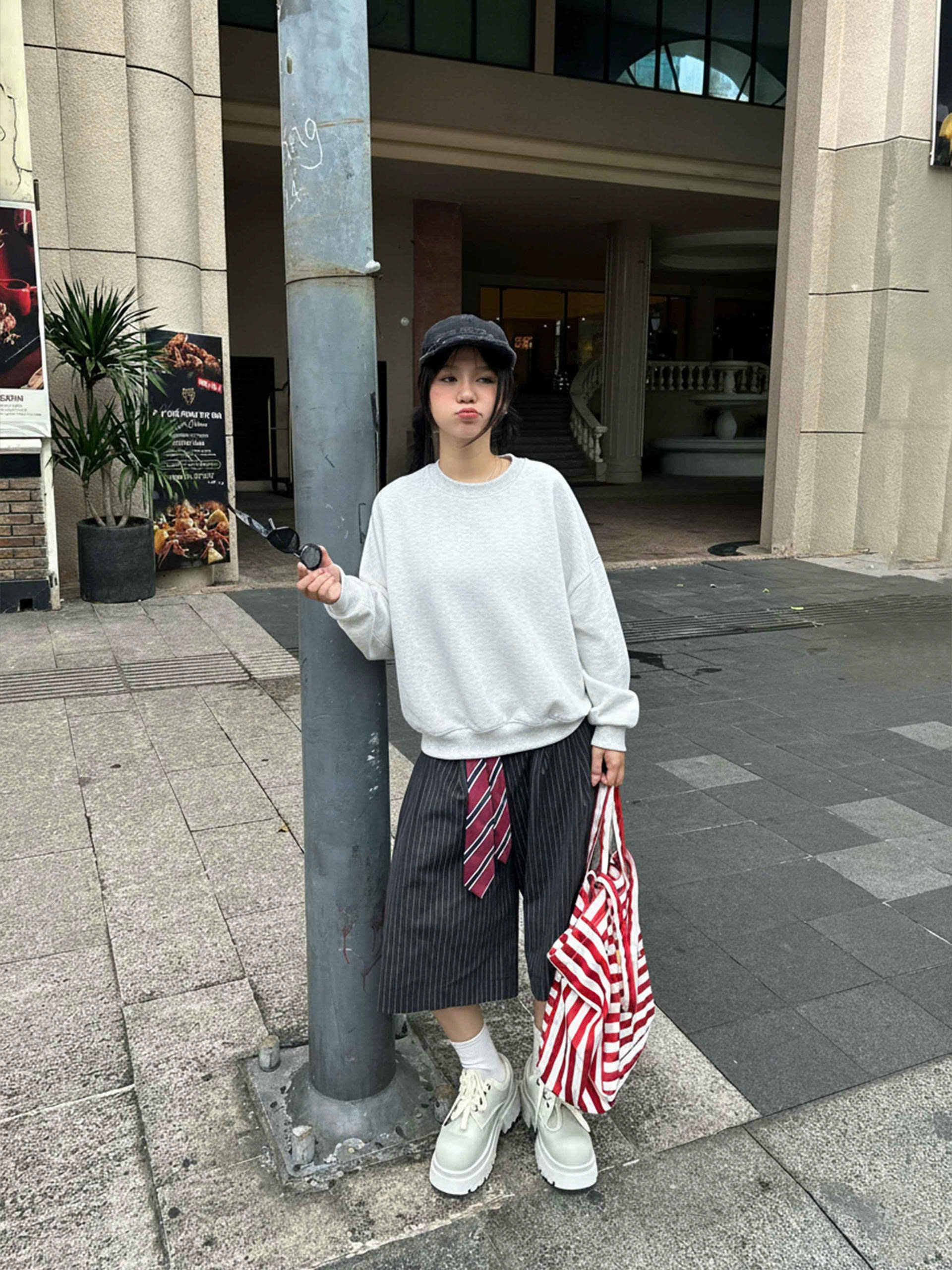 Áo sweater trơn form boxy Miucho tay dài cổ tròn vải nỉ 2 da cao cấp thoáng mát_thumbnail_5