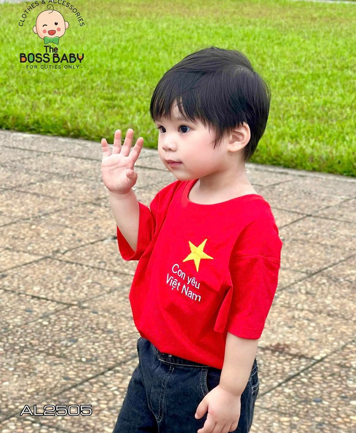 Áo cotton đỏ thêu sao vàng Yêu VN_thumbnail_3