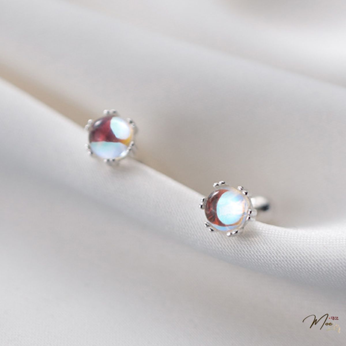 K167 - Khuyên tai tròn đá moon mặt trăng