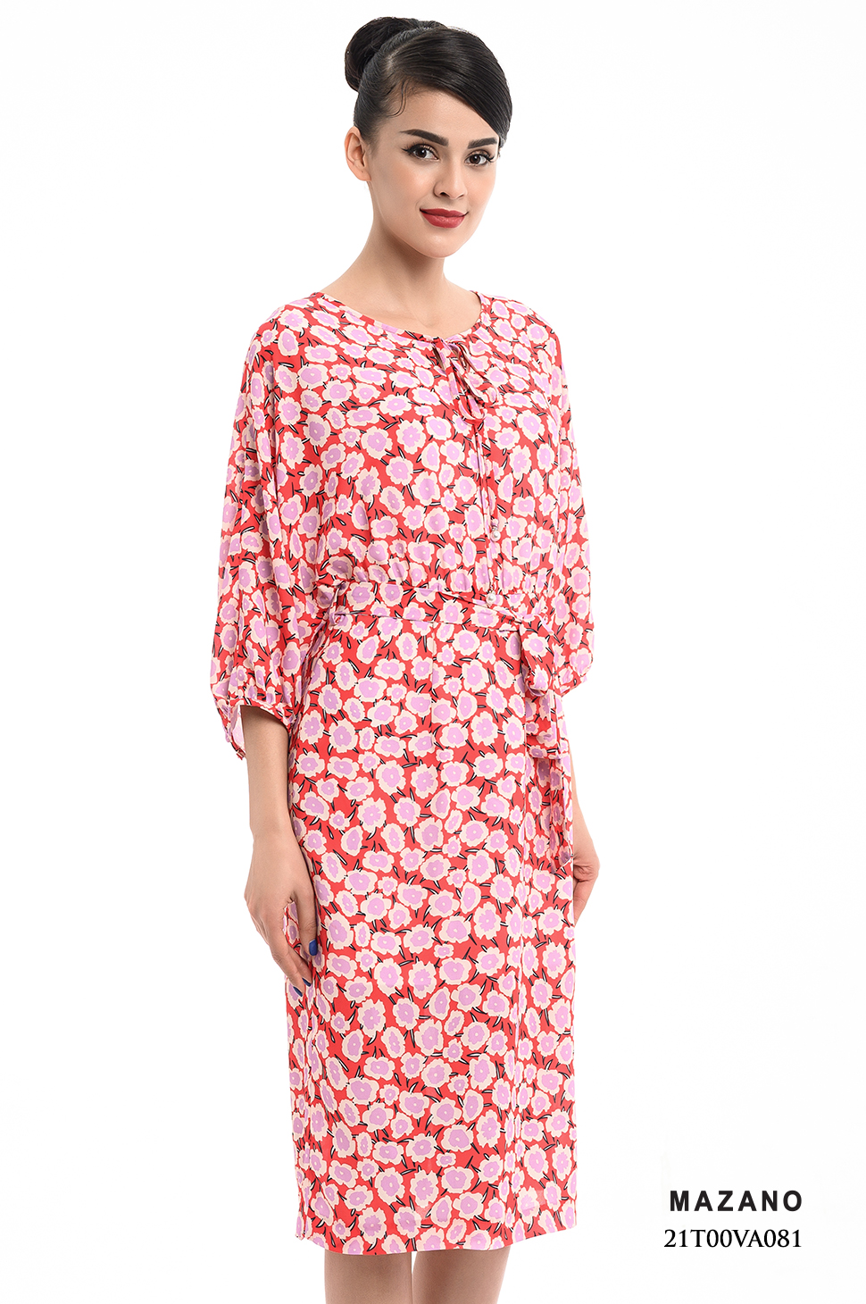 Đầm họa tiết hoa thắt dây đai cổ rút cách điệu 21T00VA081HHA