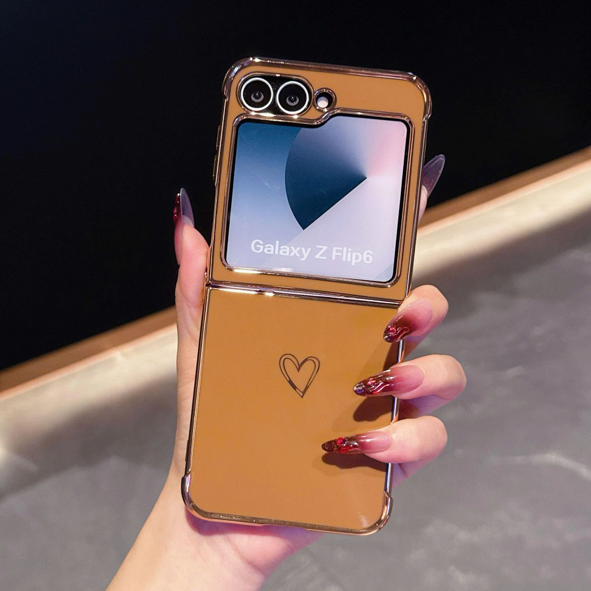ỐP LƯNG ĐIỆN THOẠI_thumbnail_0