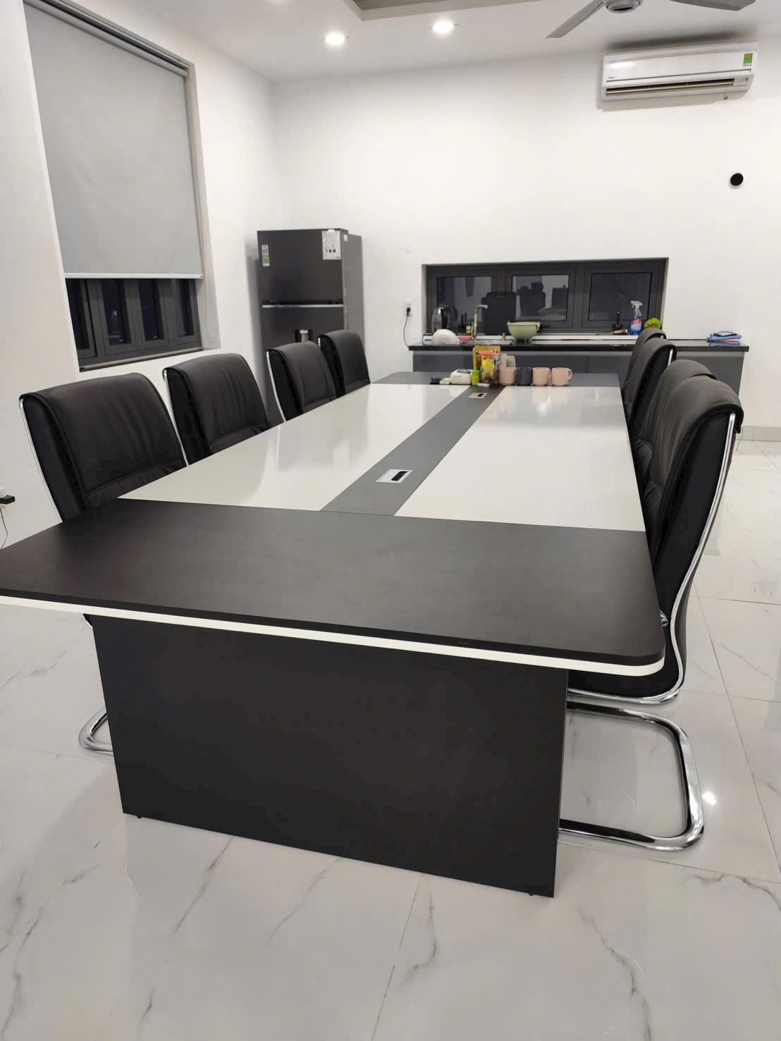 Bàn Họp LX14 - Giá Liên Hệ 0986 987 227