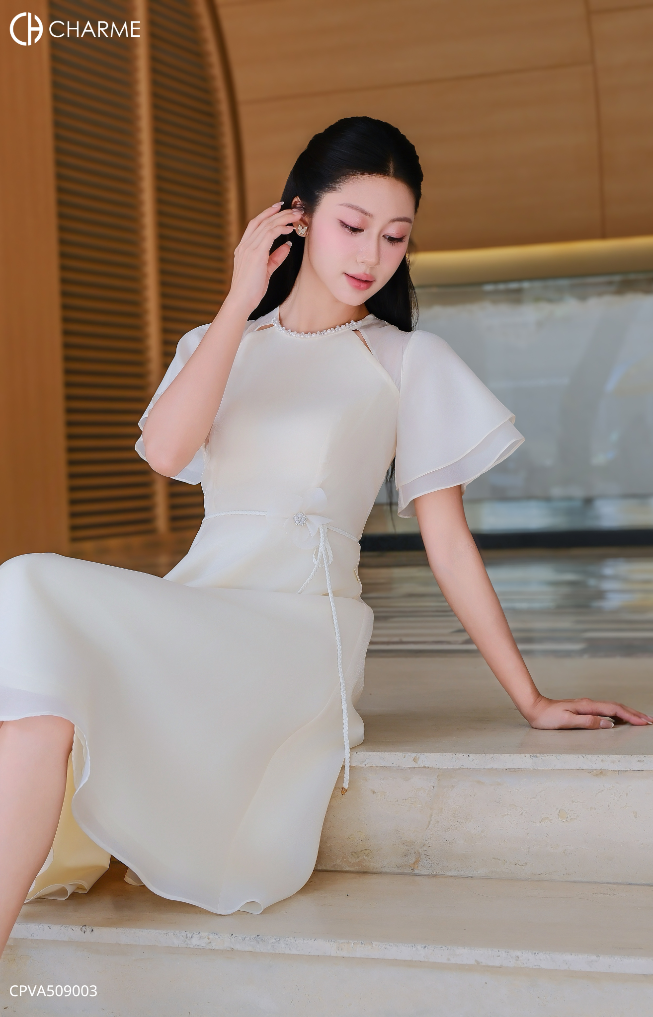 Váy cổ tròn dáng xòe dây hoa_thumbnail_1