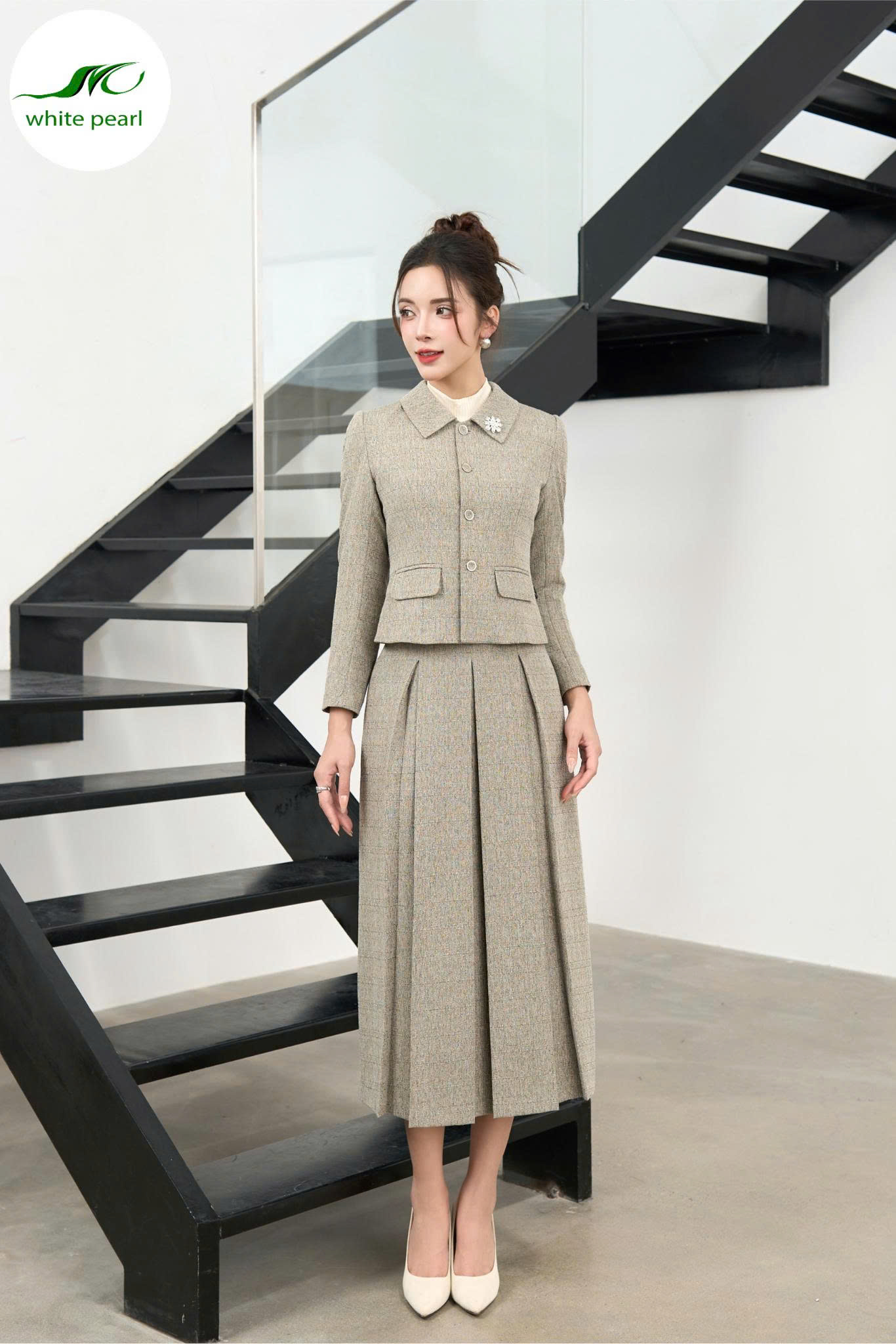 Áo vét dạ cổ sên vuông / Chân váy thời trang xoè dập ly Thời Trang Công Sở White Pearl
