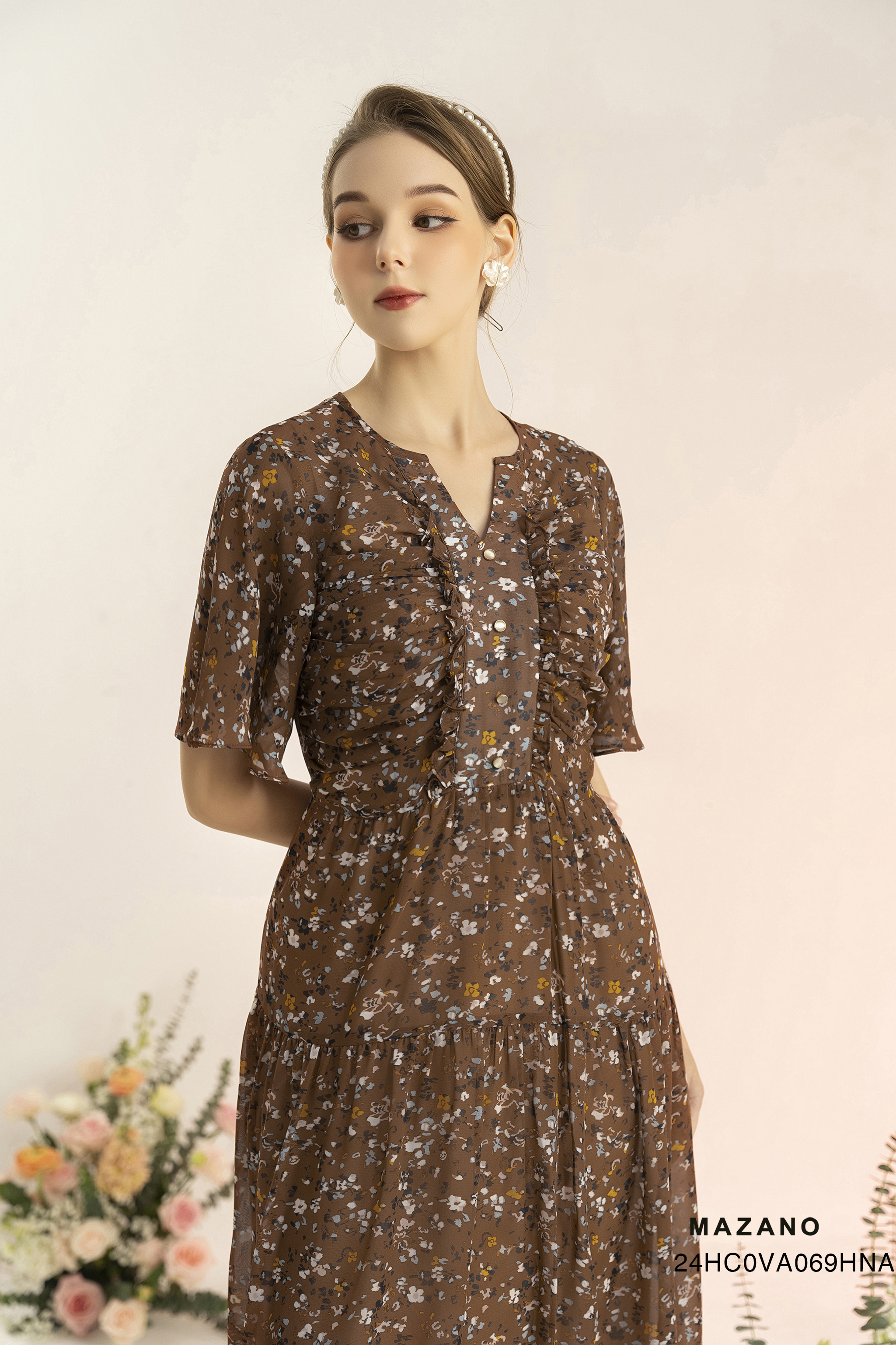 Váy Đầm Ôm Vải voan Hoạ tiết hoa nhí Cổ cách điệu Tay ngắn Dài ngang bắp chân_thumbnail_1