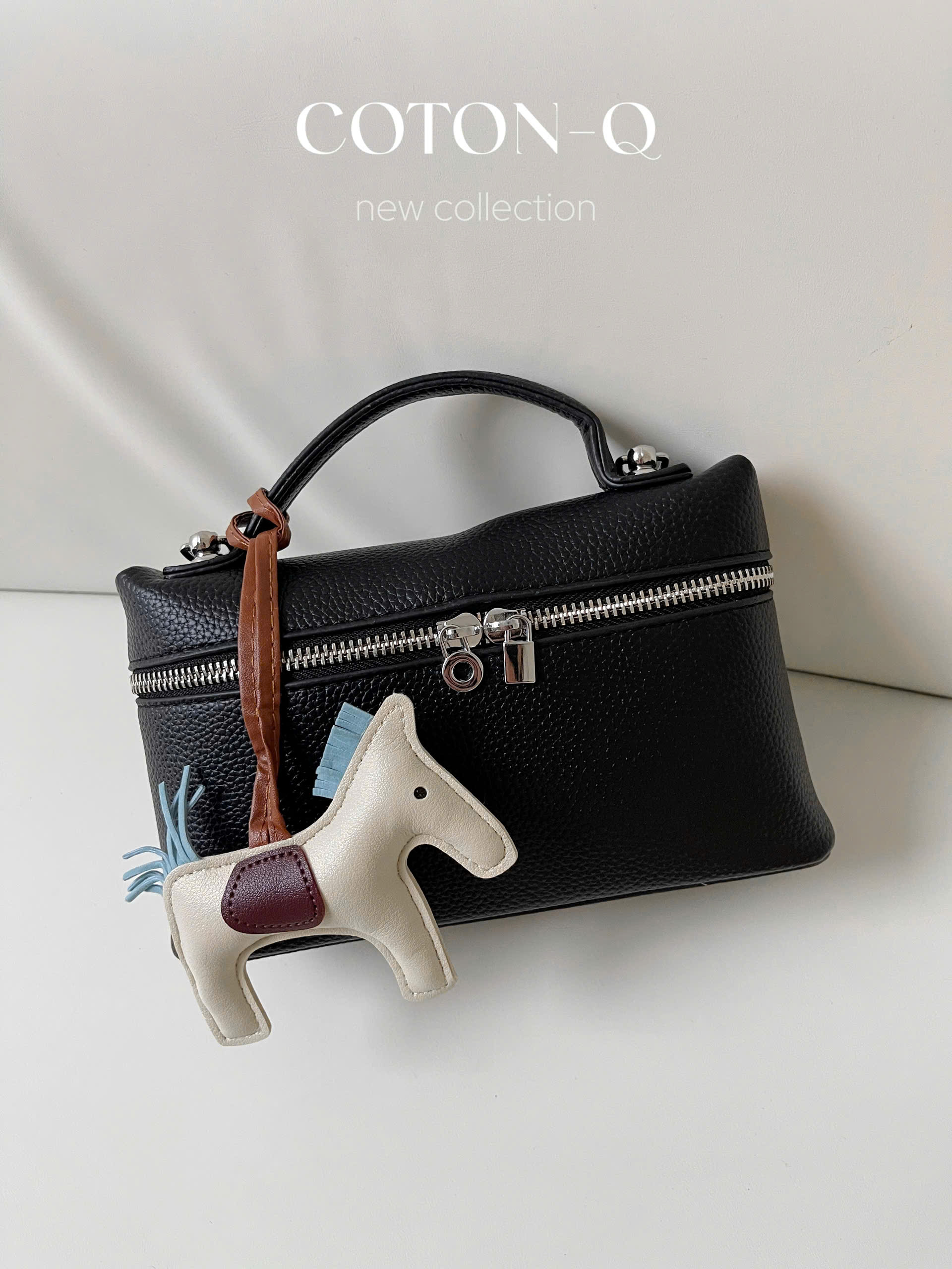 HL302 Túi xịn kèm charm ( ĐEN )