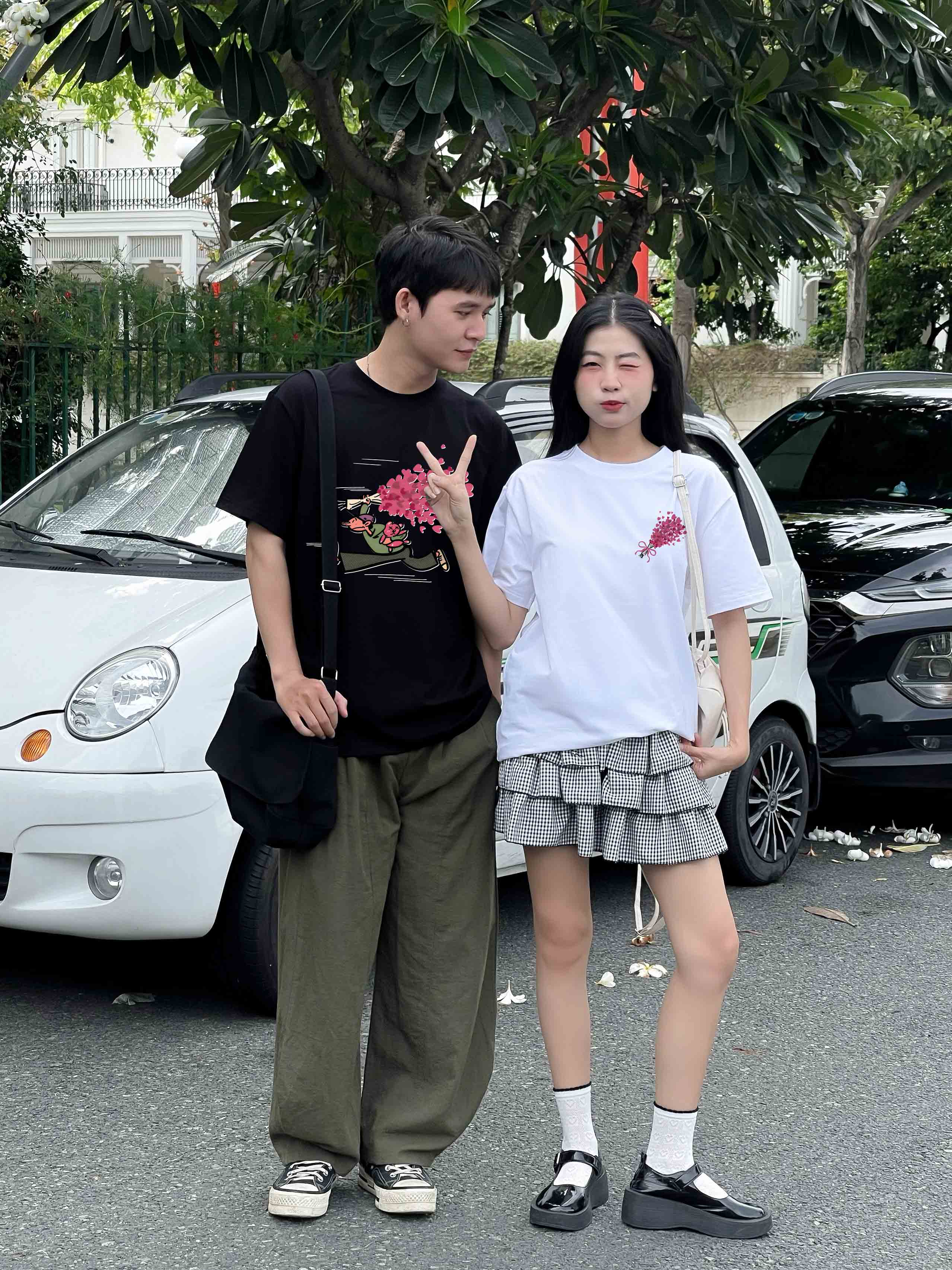 Áo thun cặp nam nữ trái tim form rộng 1943 Miucho cổ tròn vải 4c cotton 220gsm thoáng mát in mix_thumbnail_5