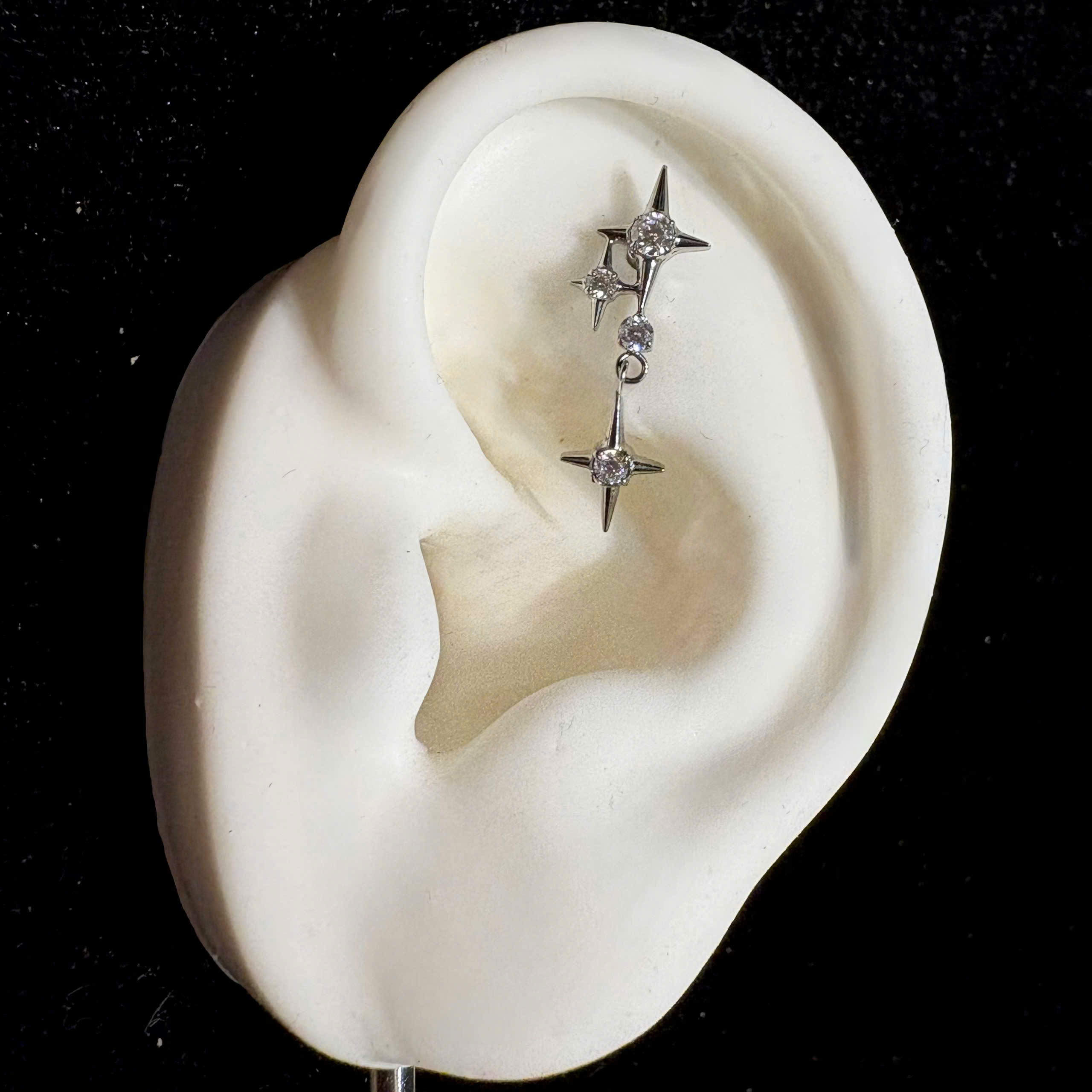 Khuyên kiểu titan 3 sao rơi_thumbnail_2