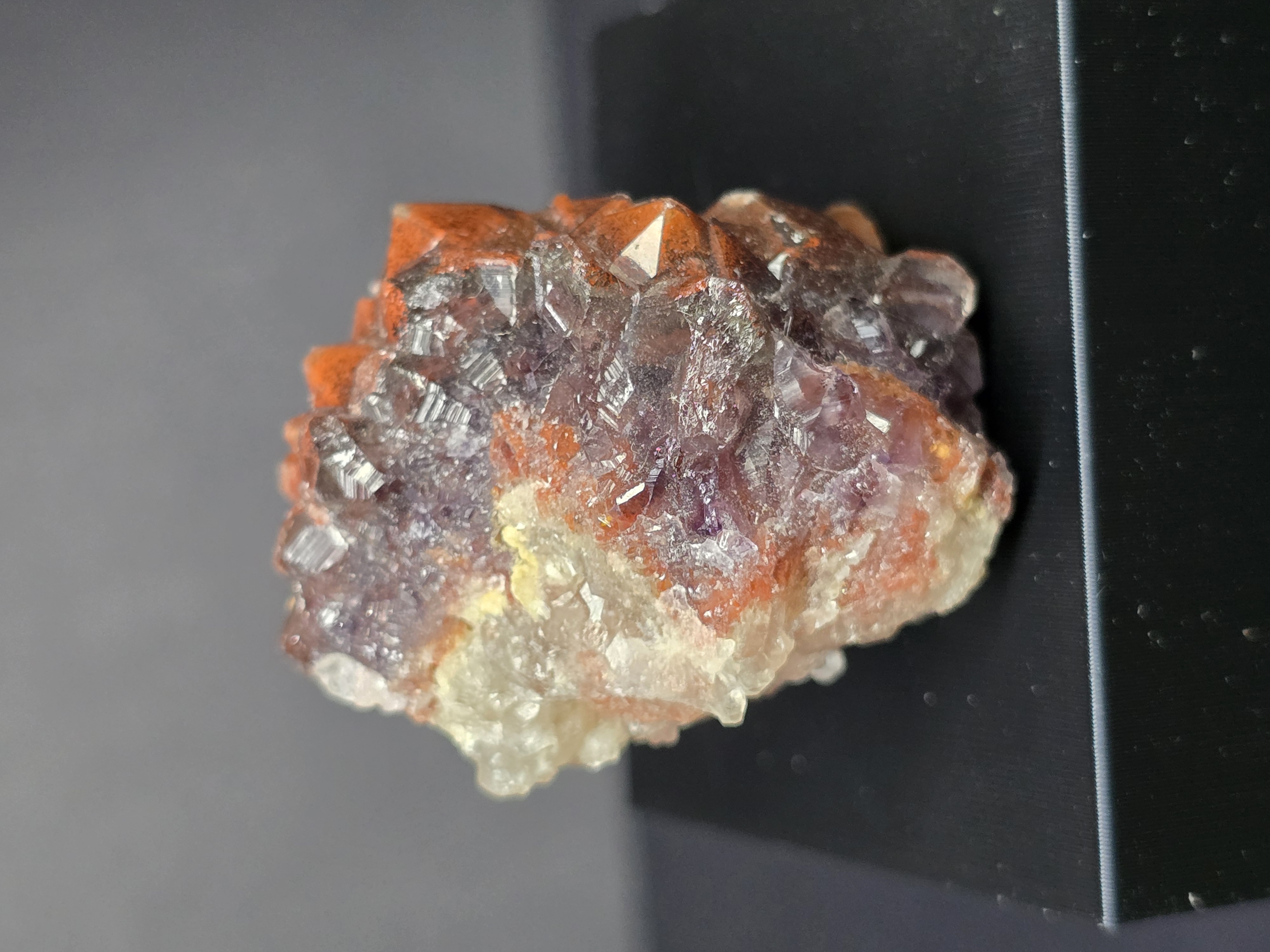 Tinh Thể Thạch Anh Tím Mũ Đỏ Red Cap Amethyst / Thunder Bay Amethyst - Onatario_thumbnail_2