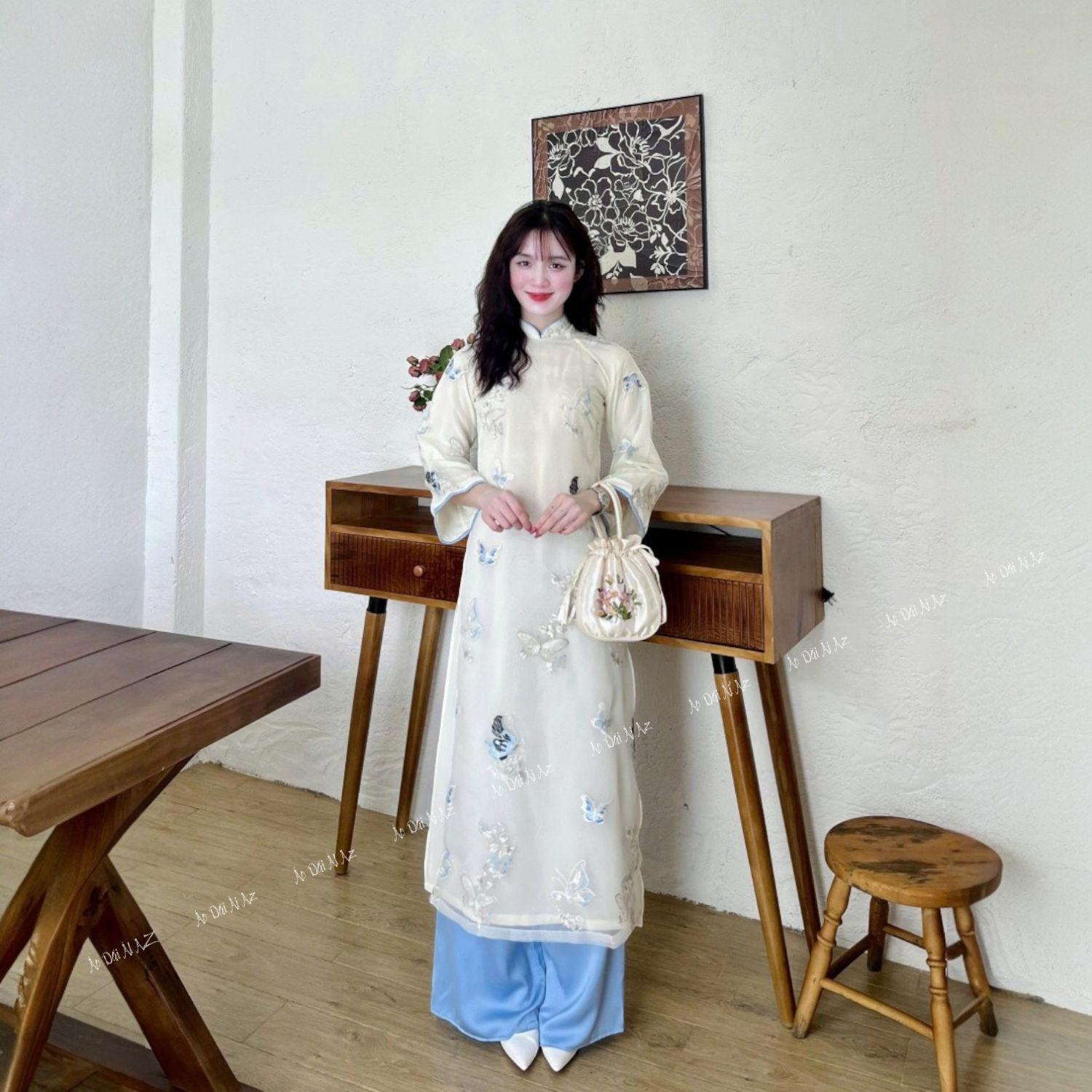 Áo Dài Cách Tân Nữ Dáng Suông Voan Thêu Hồ Điệp Mặc Tết Dự Tiệc 4 Tà Tay Dài KH20_thumbnail_5