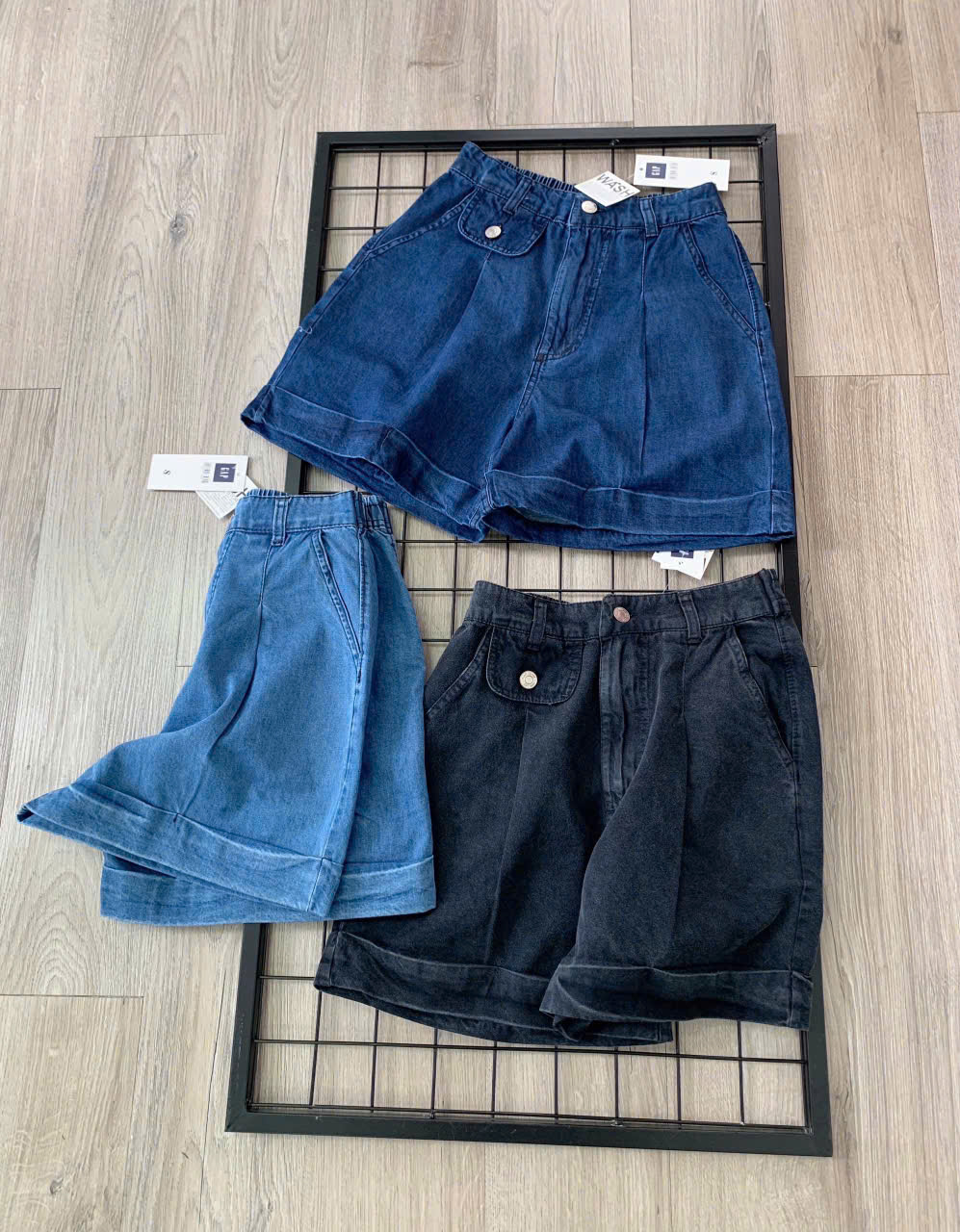 Q23 QUAN NU GAP_thumbnail_6