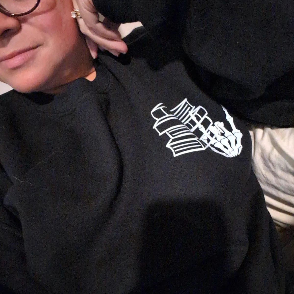 Minimalist Book-Themed Crewneck_thumbnail_8