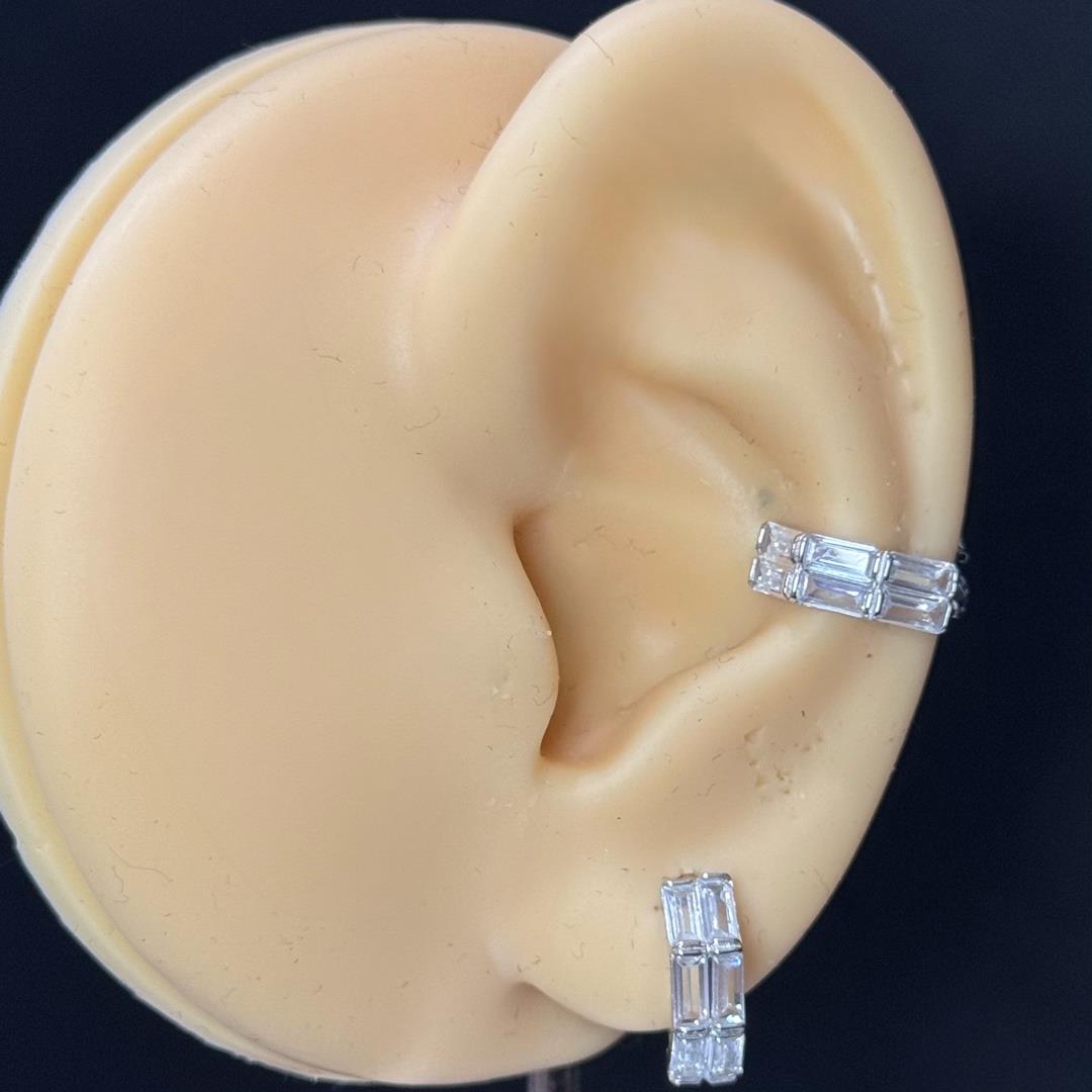 khuyên vòng bạc xi bạch kim hai hàng đá chữ nhật size 10