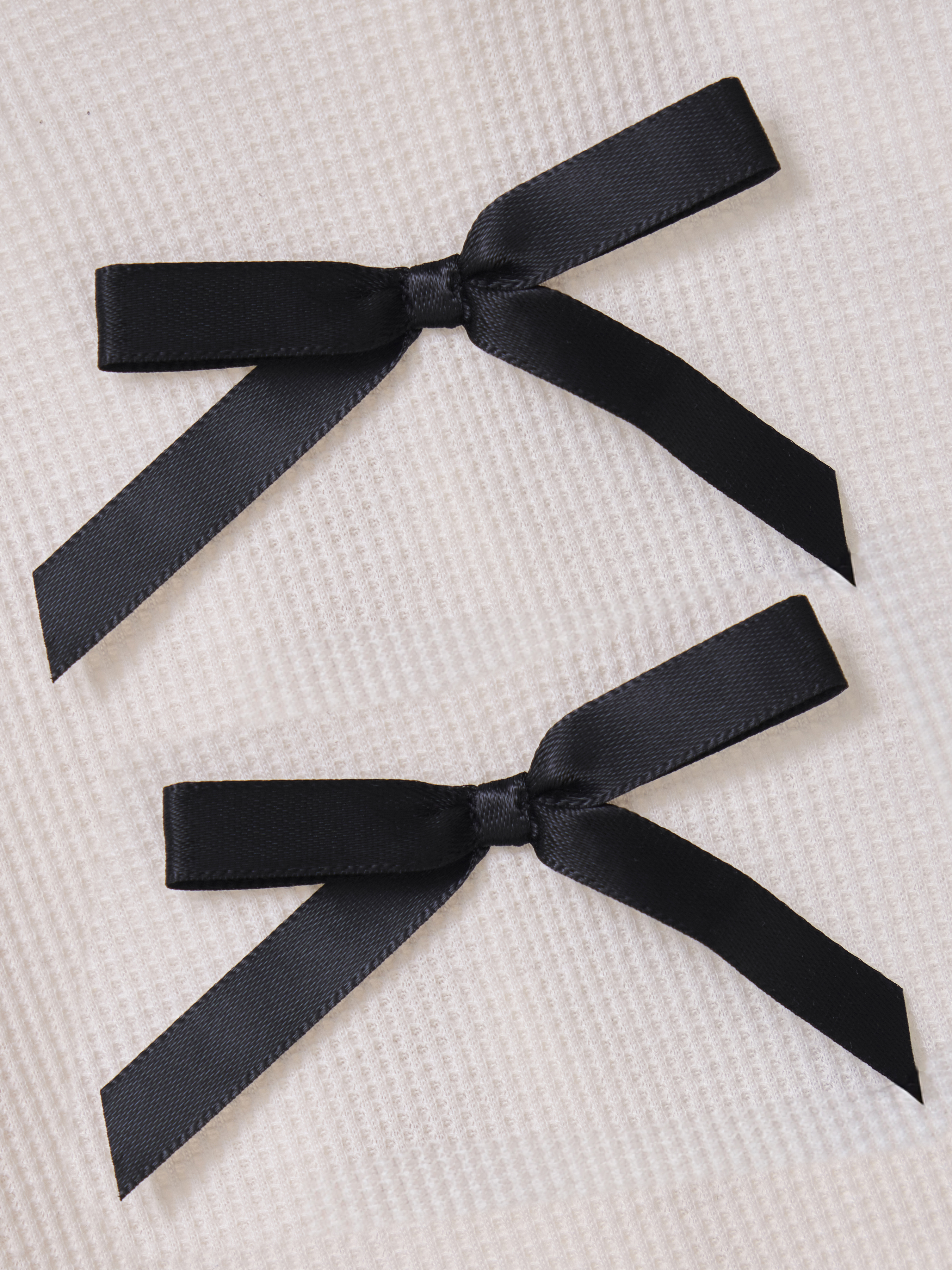 Áo cổ tròn đính nơ cuốn bèo gấu_thumbnail_2