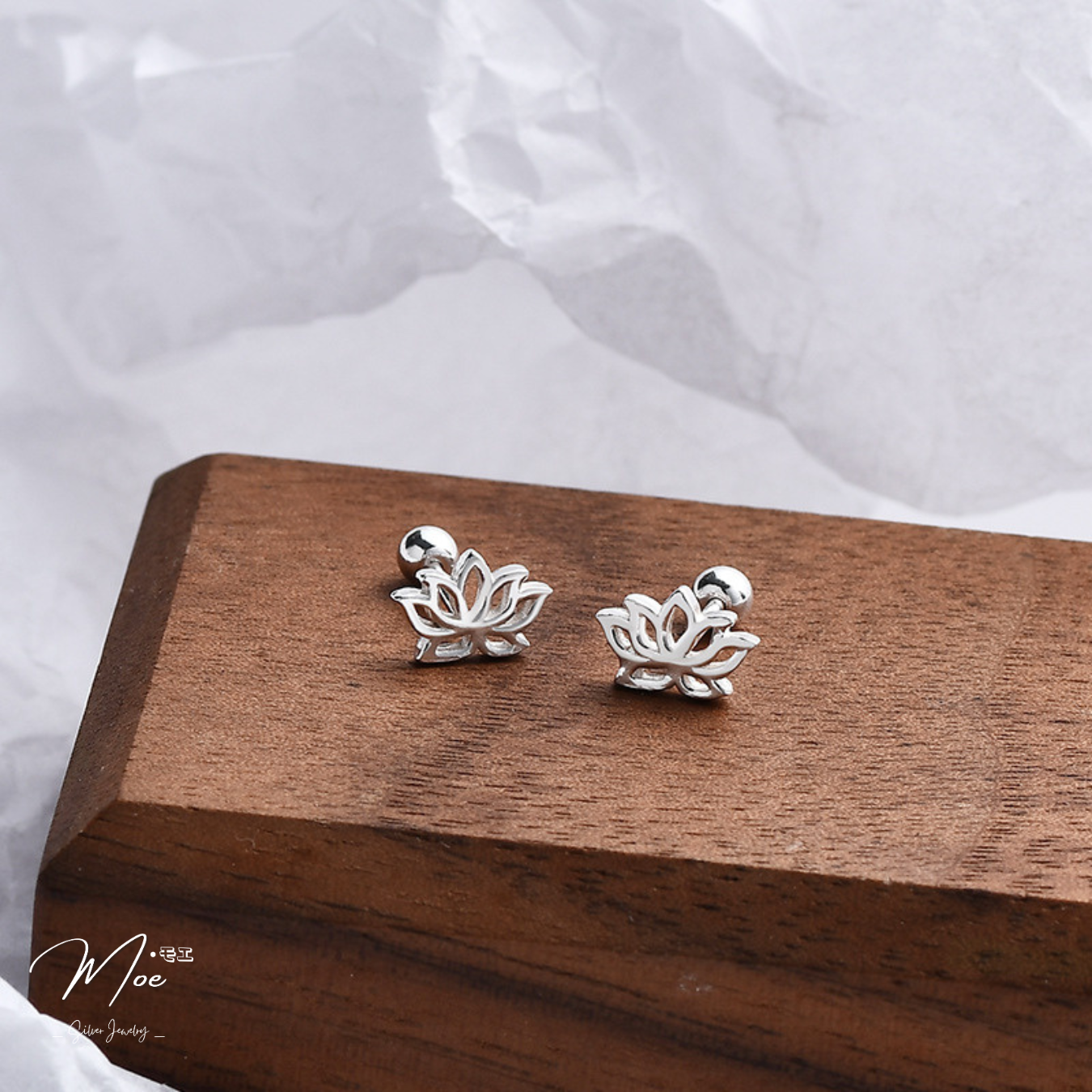 K264 - Khuyên Liên hoa vạn cát