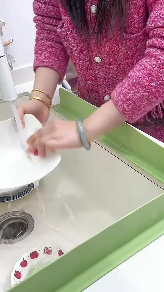 แผ่นป้องกันน้ำกระเด็น