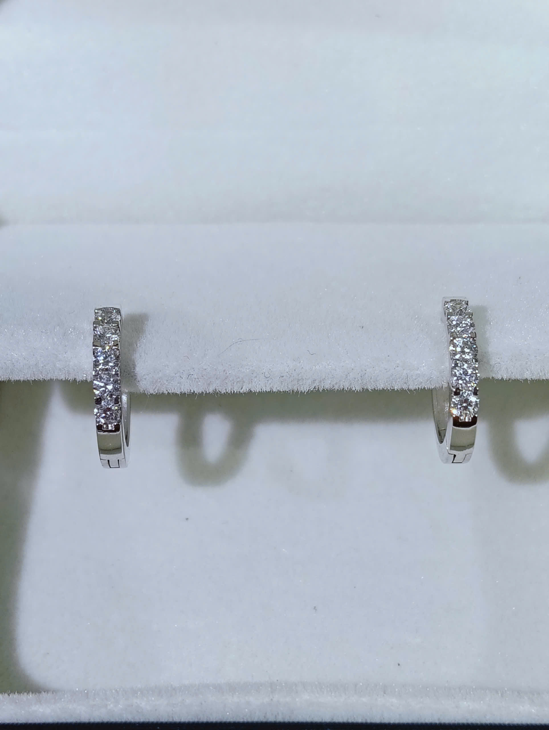 Khoen Tai Kim Cương 2Ly_thumbnail_2