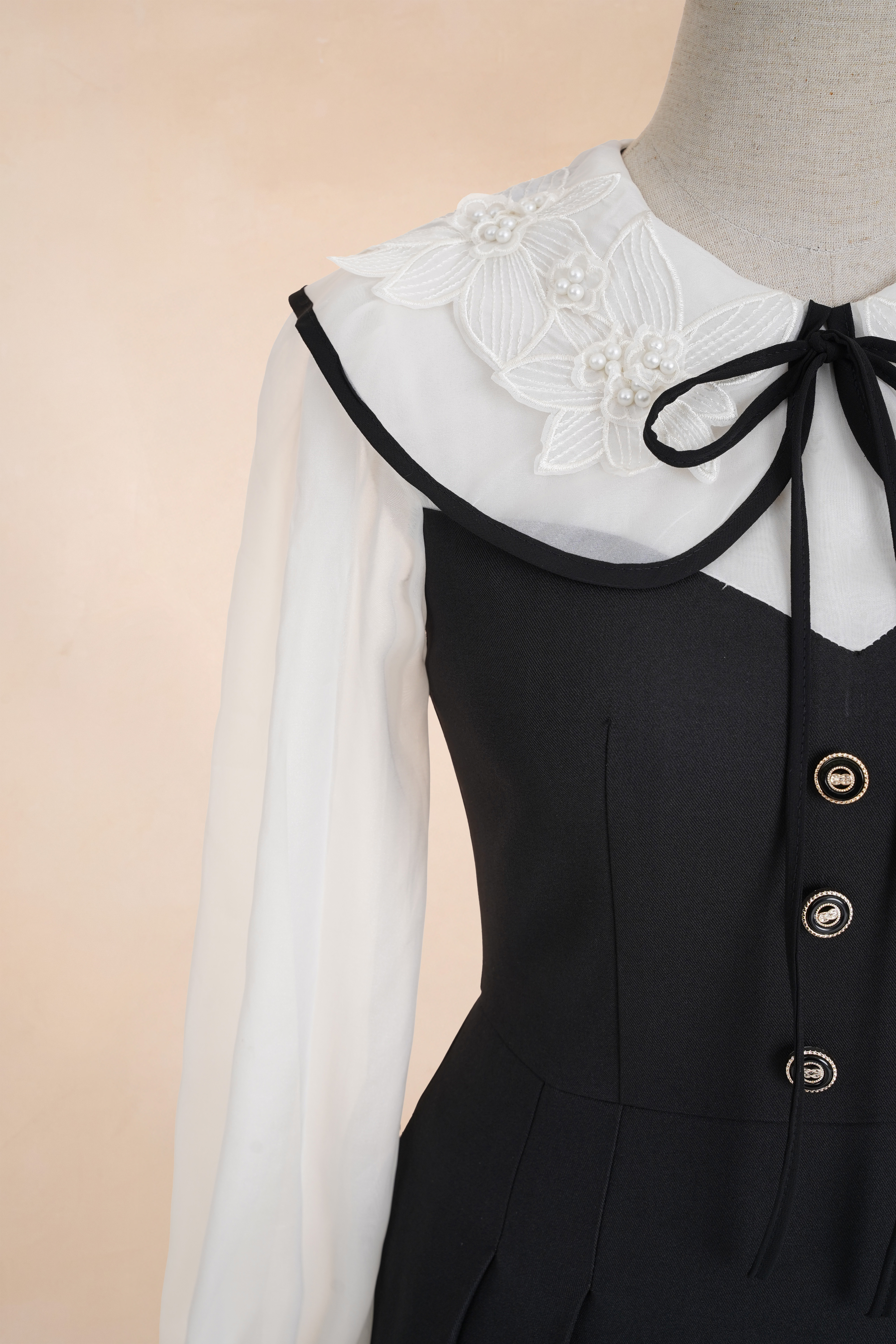 Đầm Xoè Phối Tơ Đính Hoa_thumbnail_3