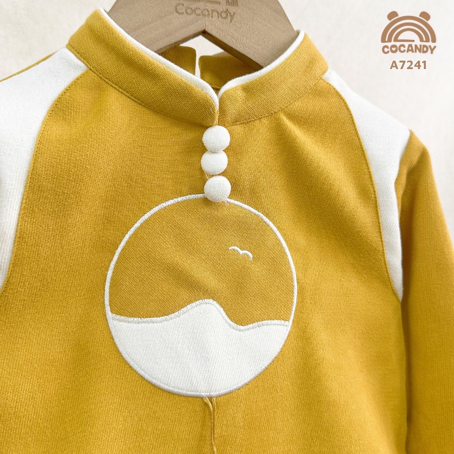 Áo dài VÀNG Chiêu Dương_thumbnail_2