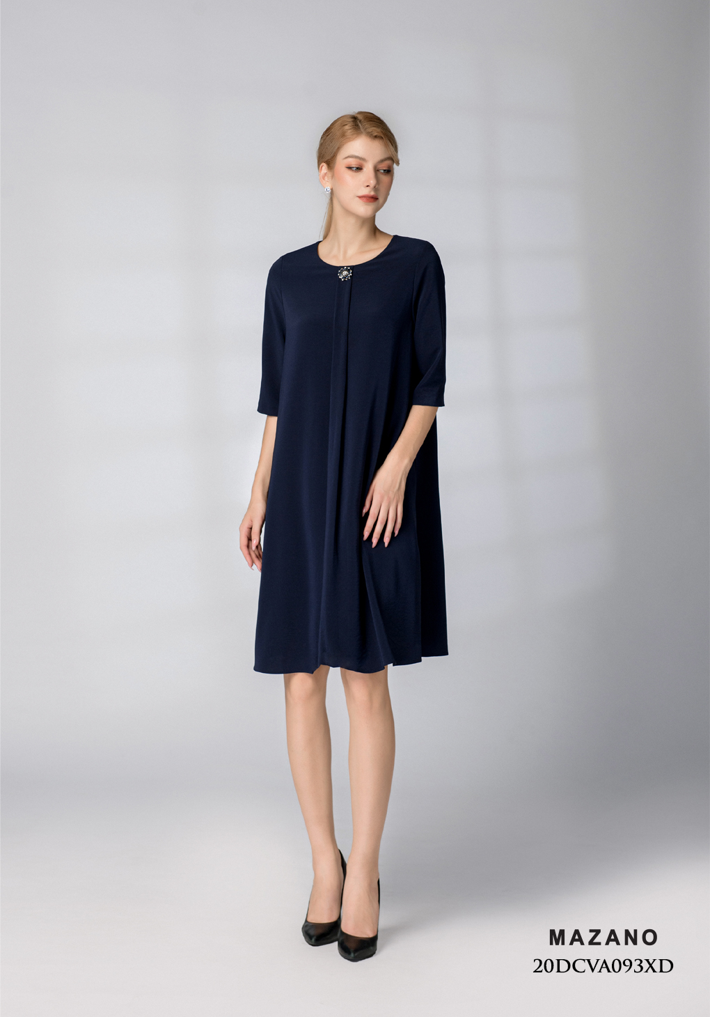 Đầm xanh than suông A oversize đính bông đá_thumbnail_1