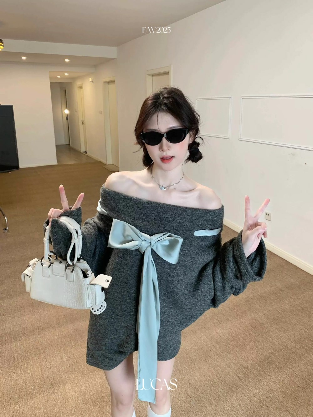 Lucas - Set áo len trễ vai cổ nơ + quần sóc len