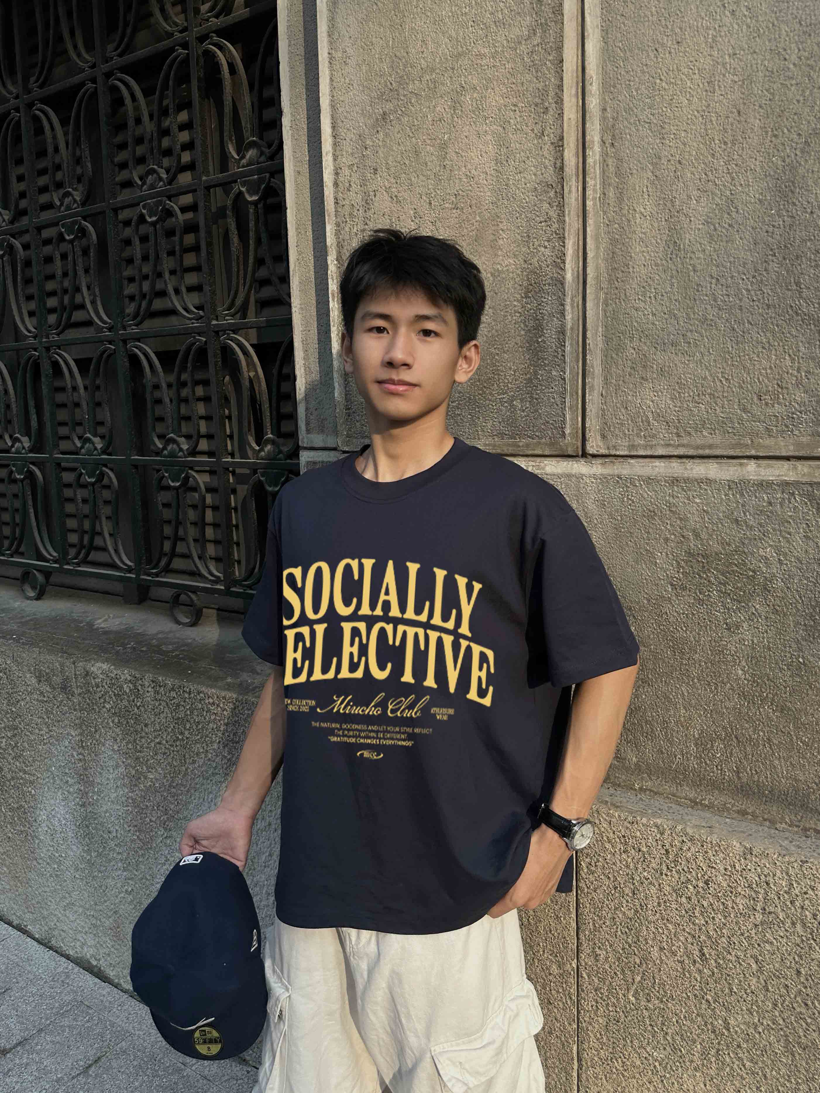 Áo thun nam form boxy cổ tròn AXD2423 Miucho Club vải cotton thoáng mát in typography_thumbnail_6