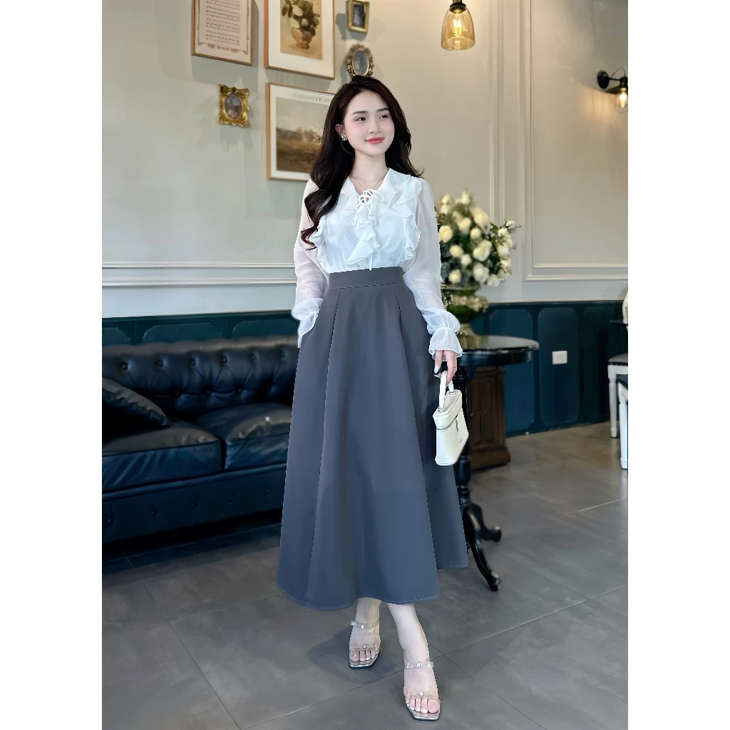 Japanese gold flared skirt (with pockets, back zipper)