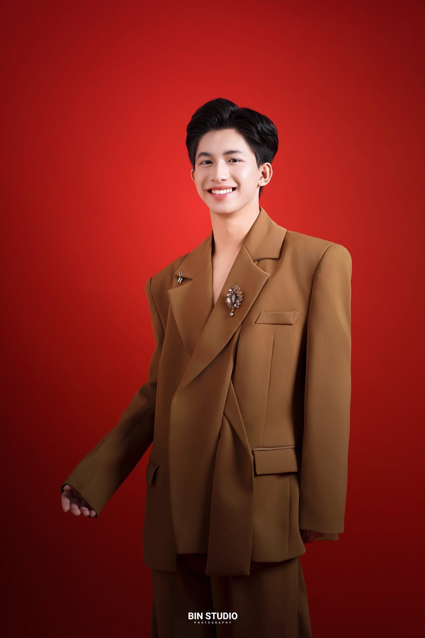 Suit nâu ấm – Thanh lịch & trẻ trung