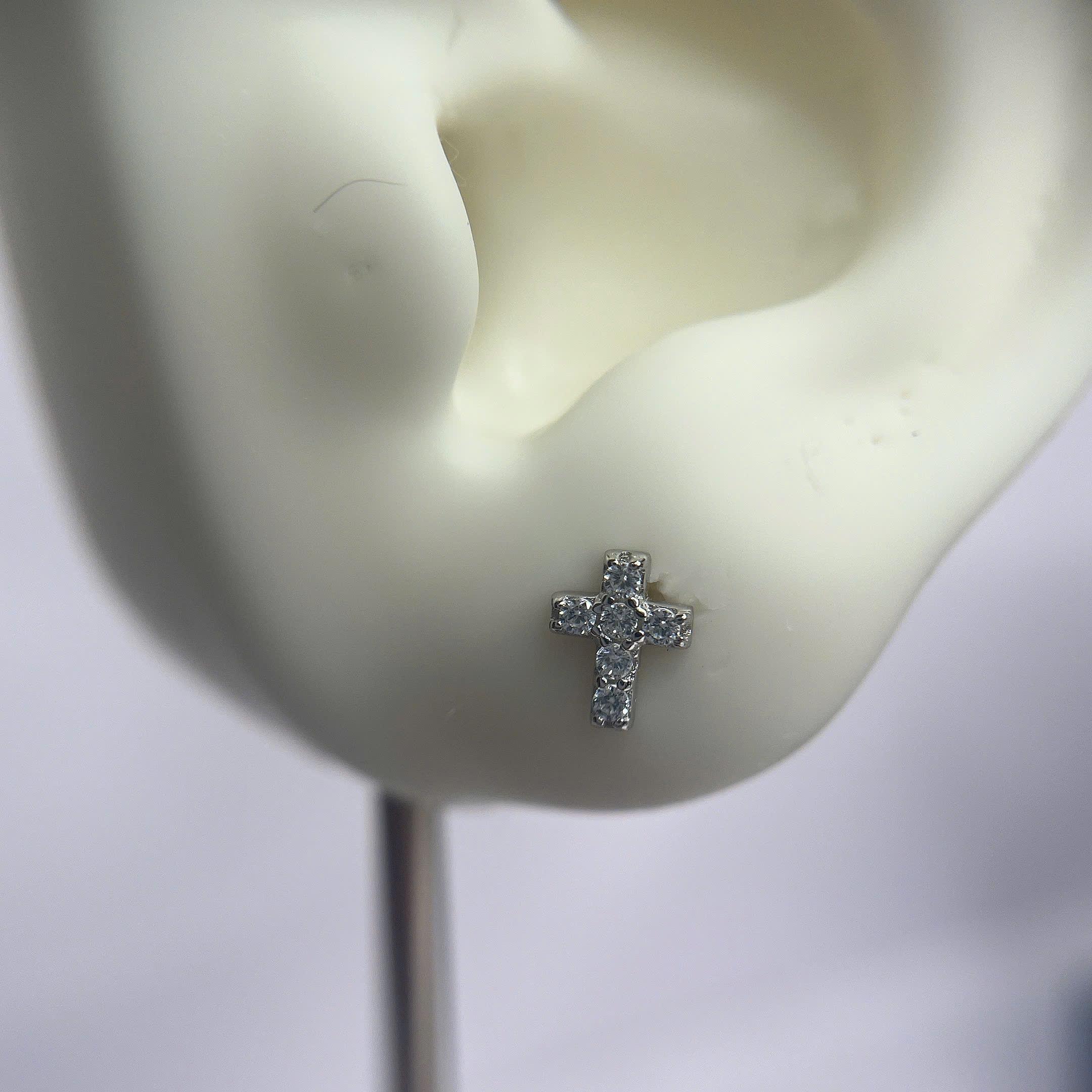 Khuyên kiểu bạc hình cây thánh giá đính kim cương._thumbnail_3