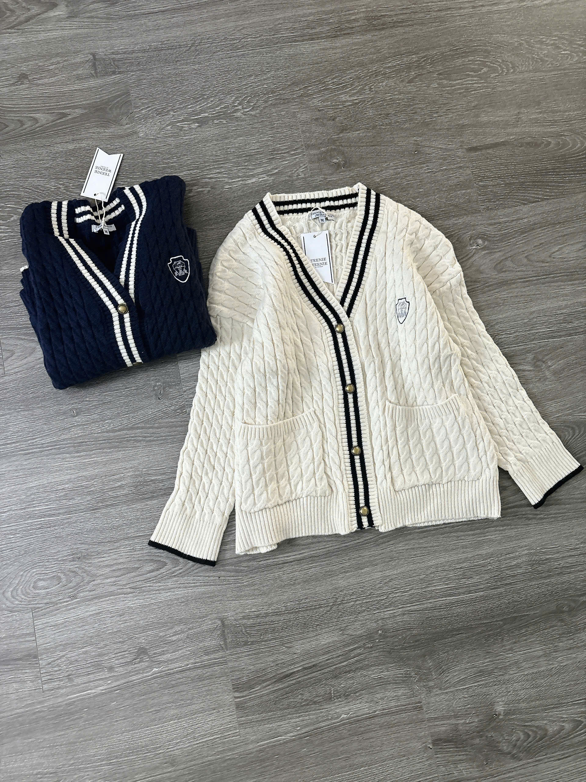 A805 ÁO KHOÁC DỆT KIM 2 MÀU_thumbnail_6