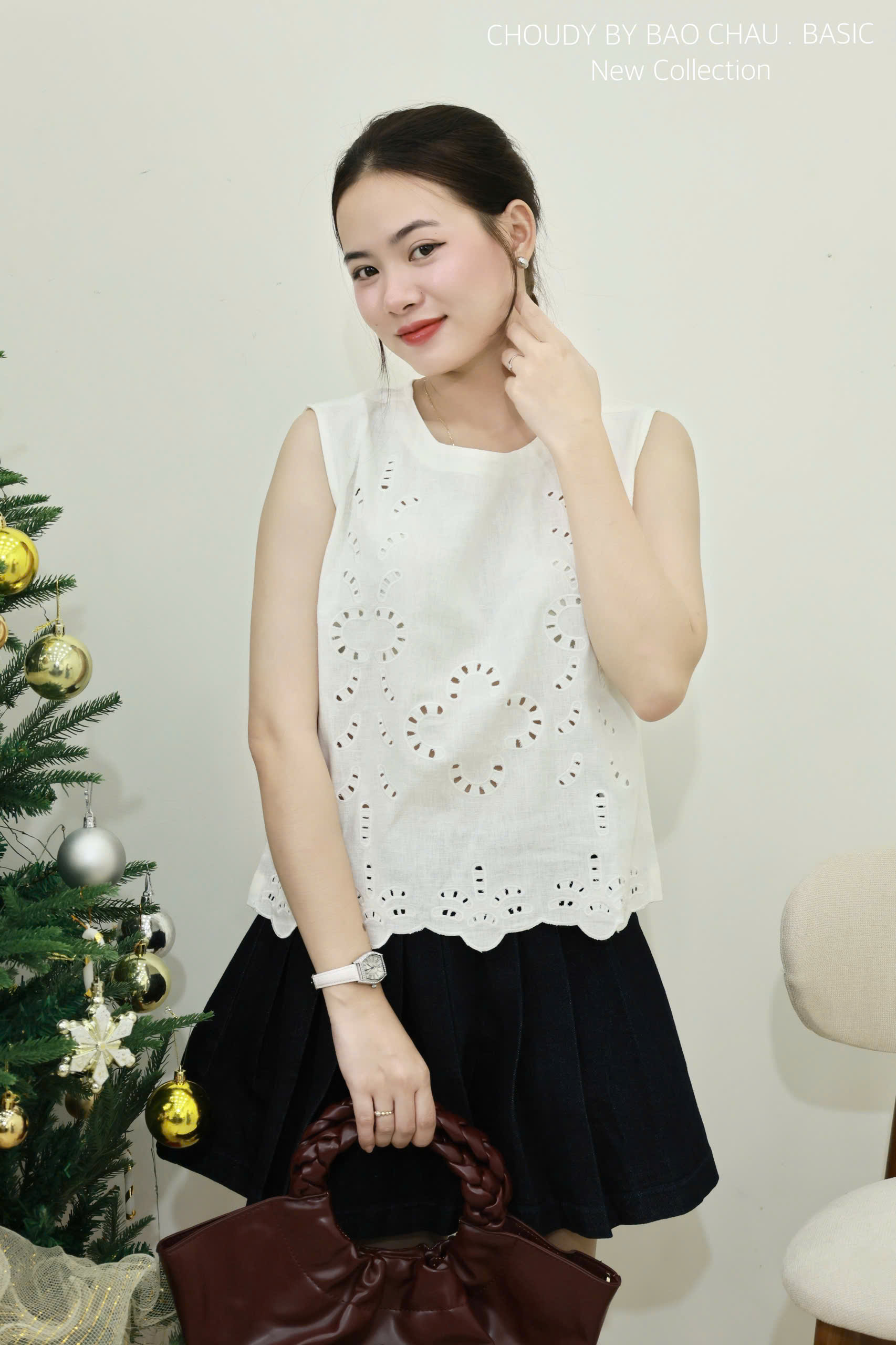 SALE U330 ÁO KIỂU ĐỤC LỖ_thumbnail_6