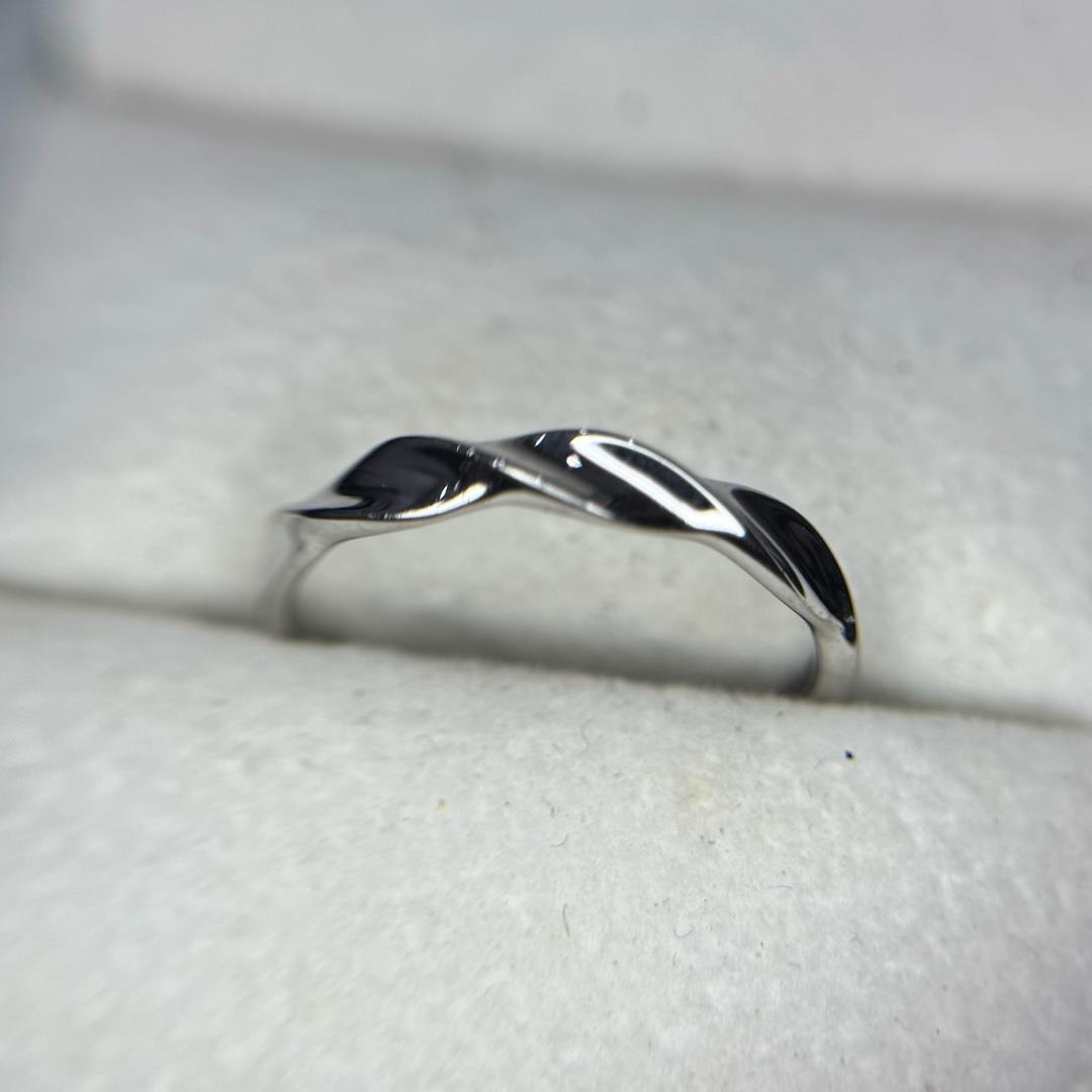 nhẫn cặp bạc si bạch kim kim cương to chấu xoắn tình yêu dạt dào như biển bao la freesize _thumbnail_3