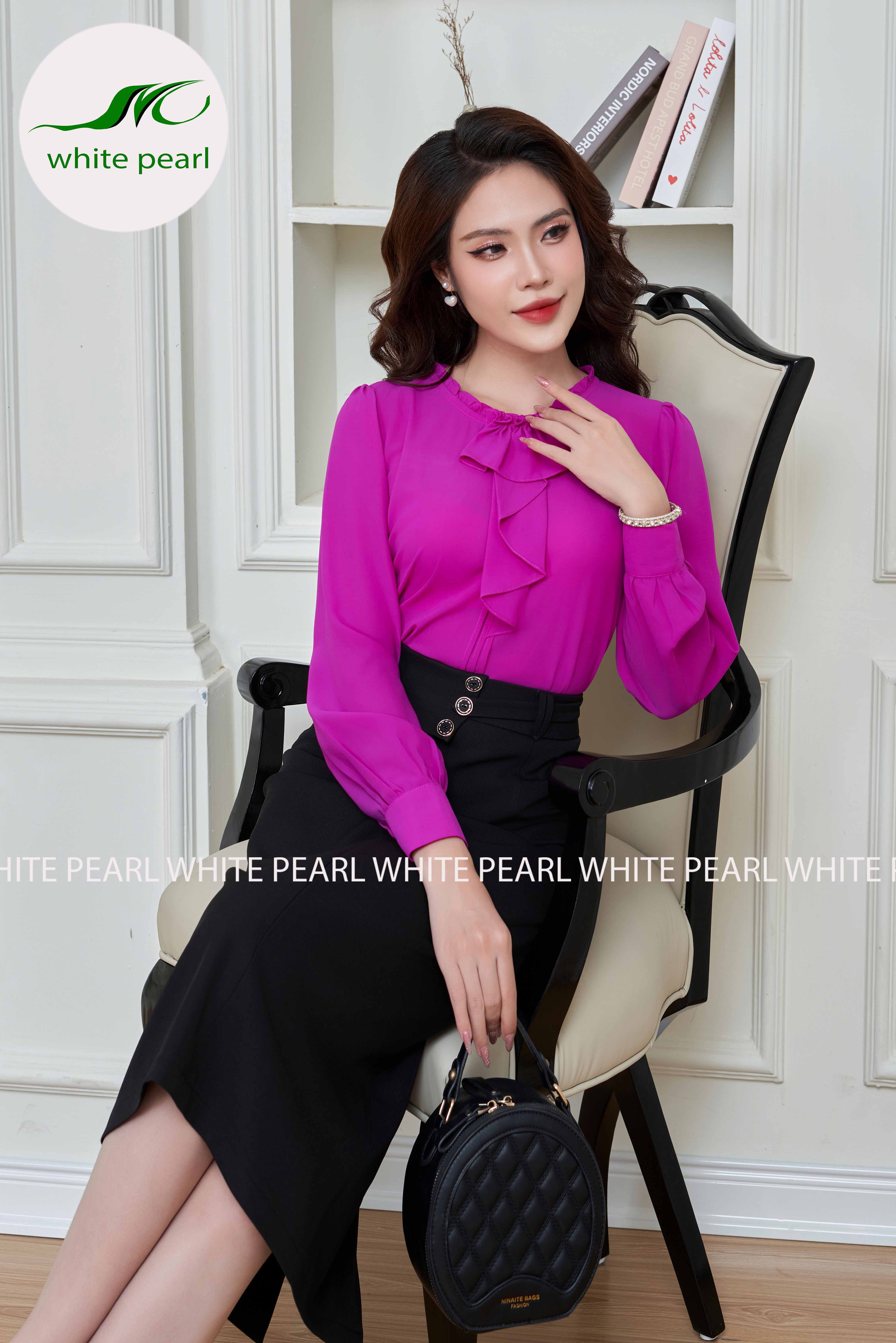 Áo bèo sẻ quạt màu tím cẩm thời trang công sở White Pearl