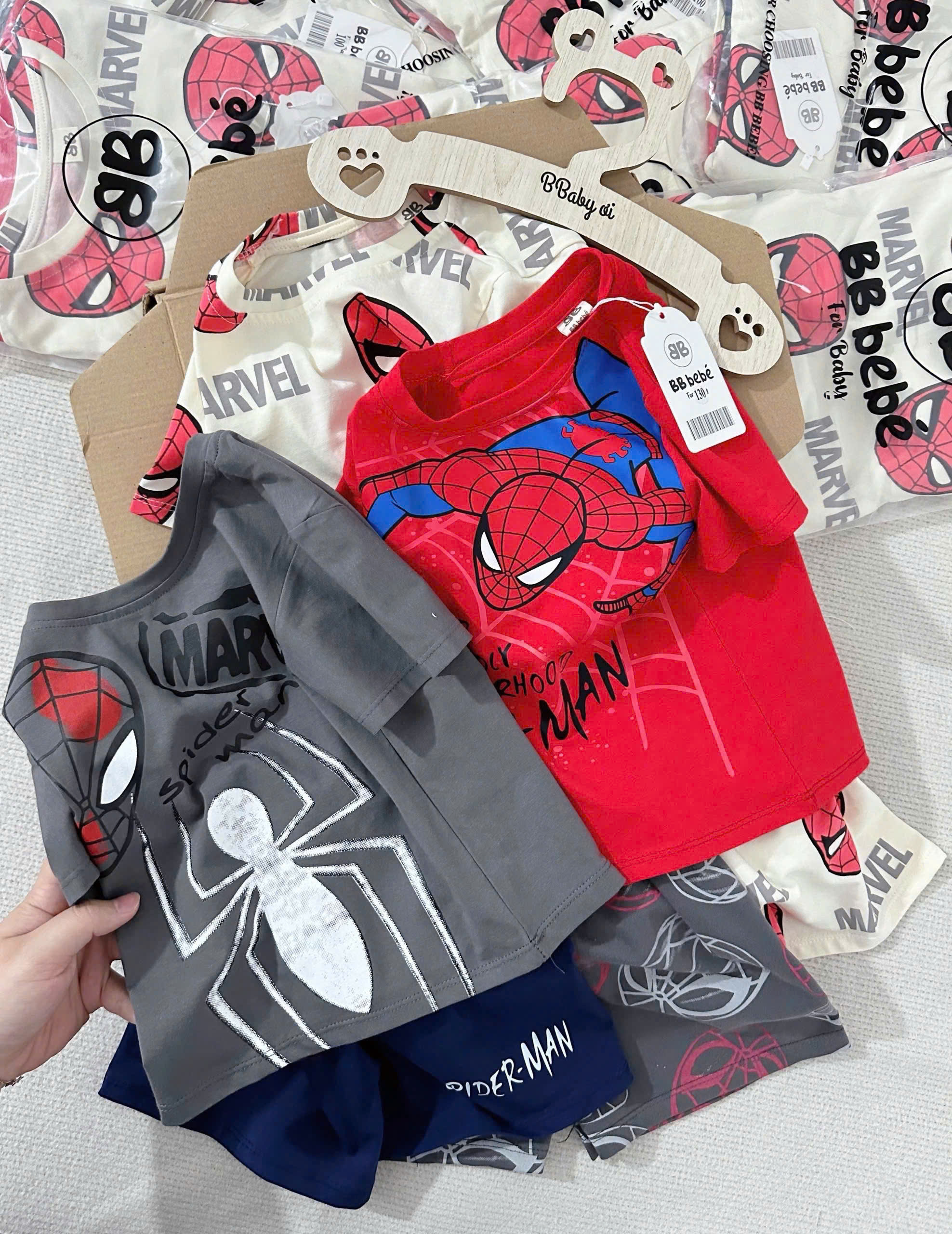 E84 SET 3 BỘ CỘC MẶT NHỆN MARVEL- A100.81