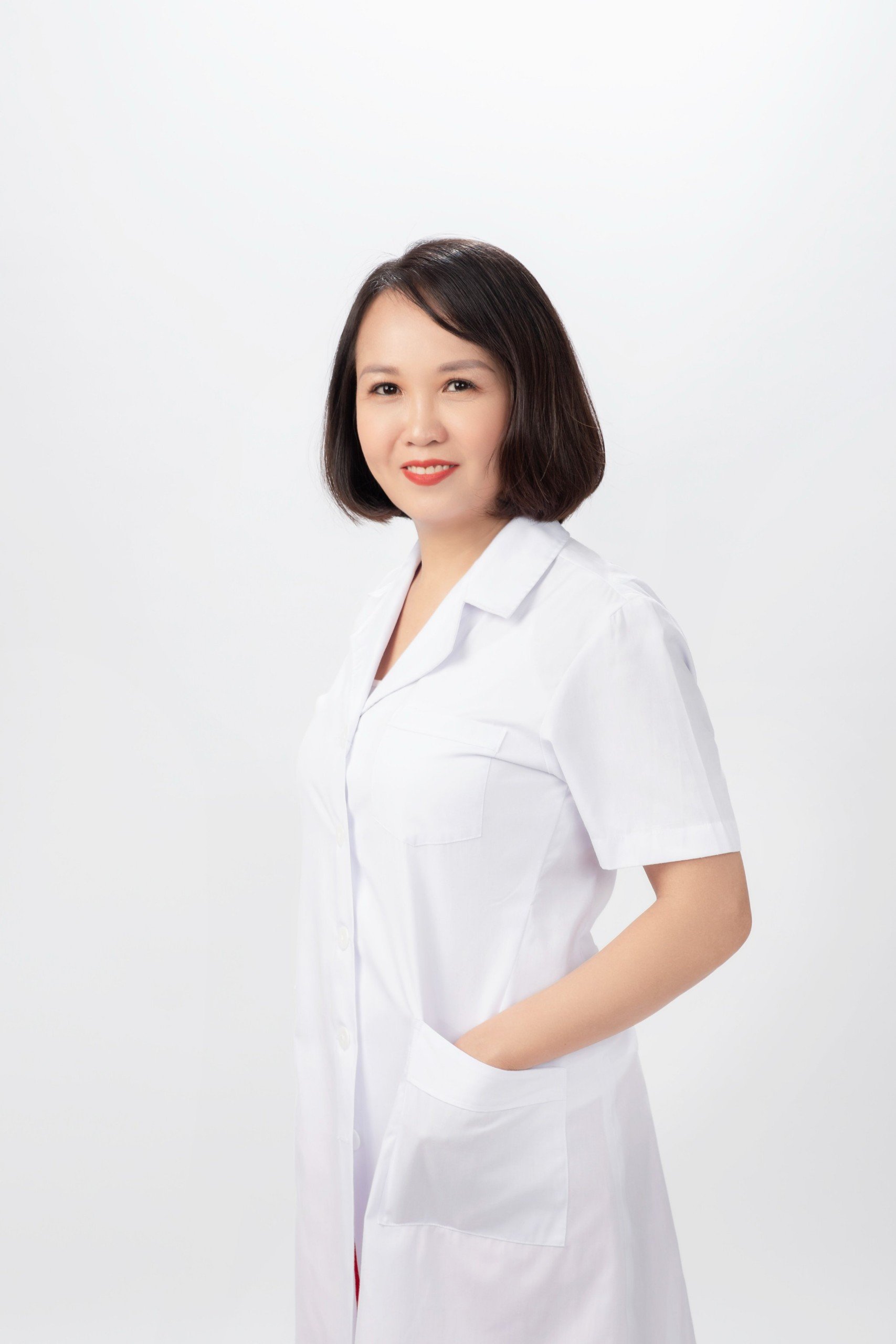 Dược sĩ Sơn Thủy là ai? Biết thêm về Dược Sĩ Thuỷ