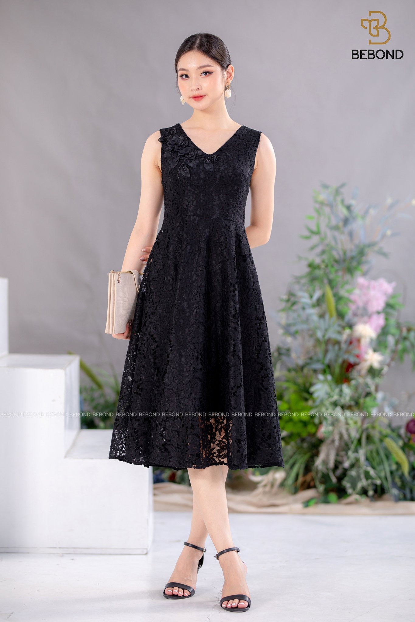 Đầm ren ĐEN đính hoa- Lily Dress_thumbnail_1