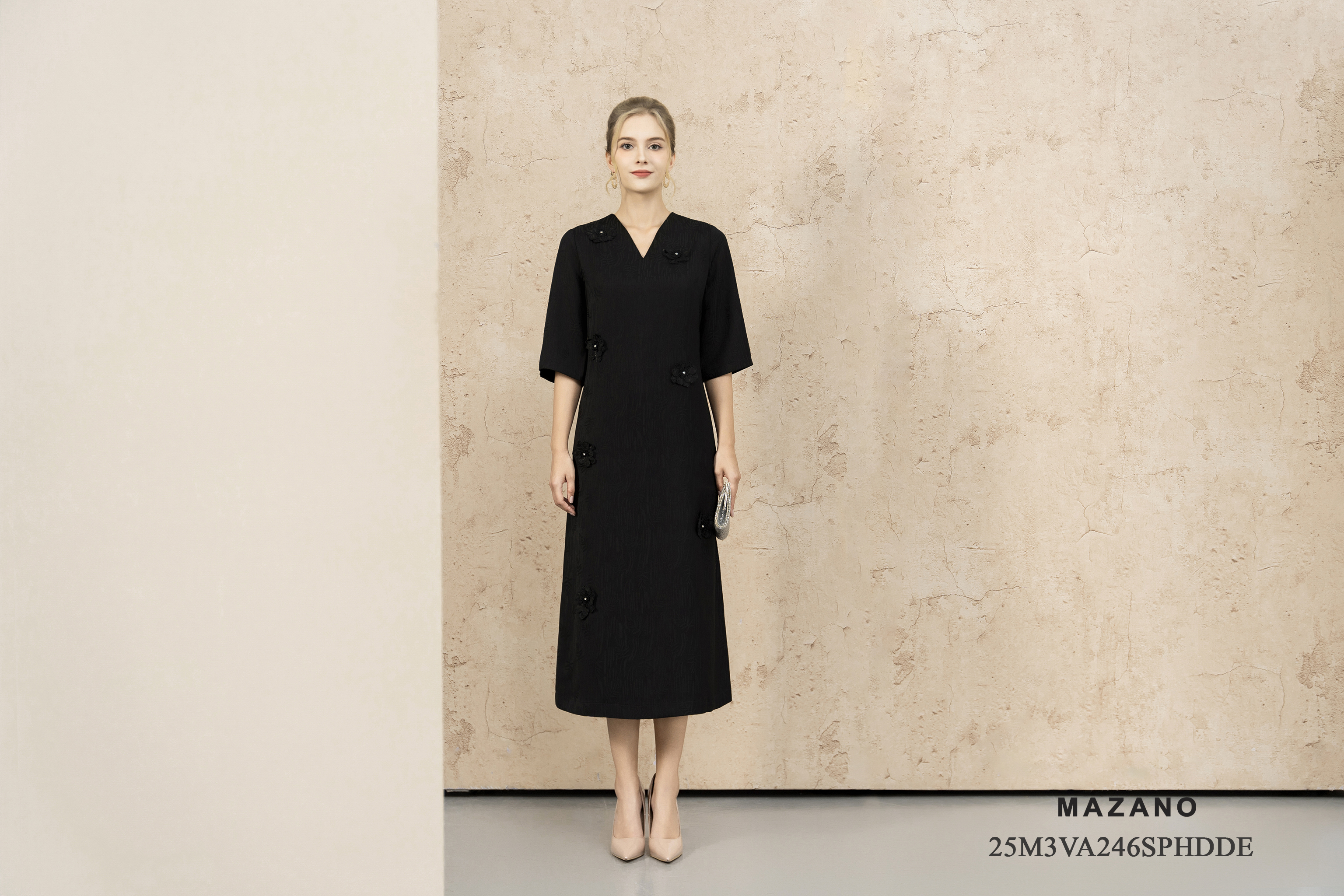 Váy Đầm Suông Vải gấm vân chìm Thêu đính trang trí hoa 3D Tay lỡ Dài qua bắp chân