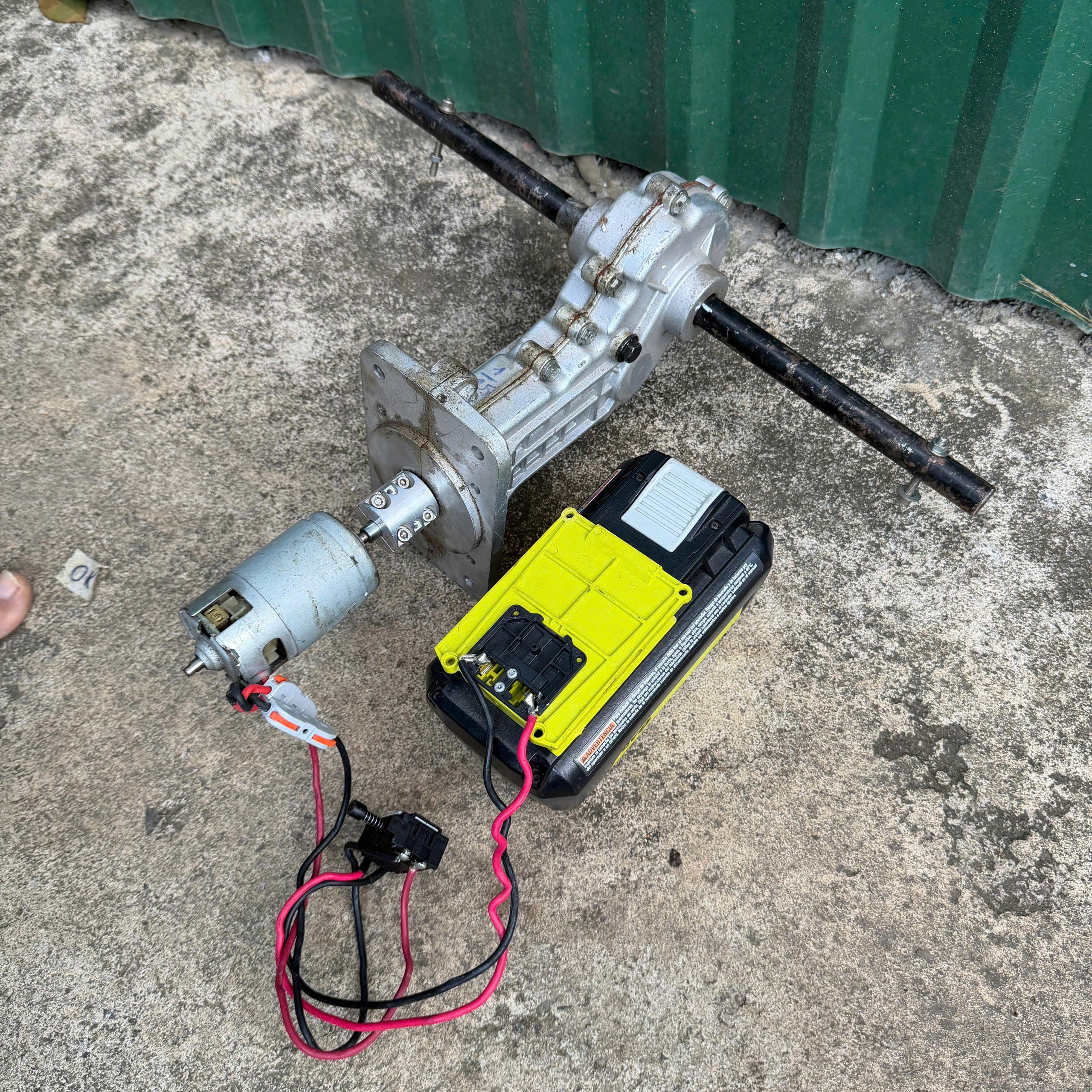 Bộ hộ số giảm tốc đổi góc nhông kim loại máy xới đất nống nghiệp_thumbnail_5