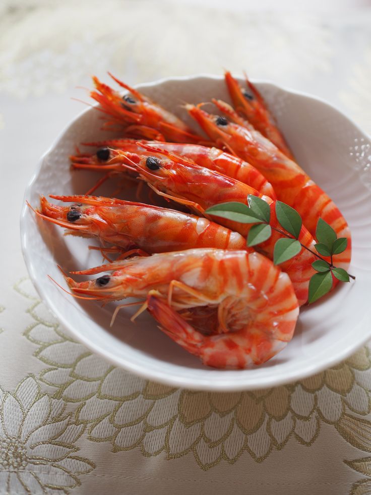 Mách bạn 5 bí quyết luộc tôm ngon, giữ nguyên   dưỡng chất tại nhà