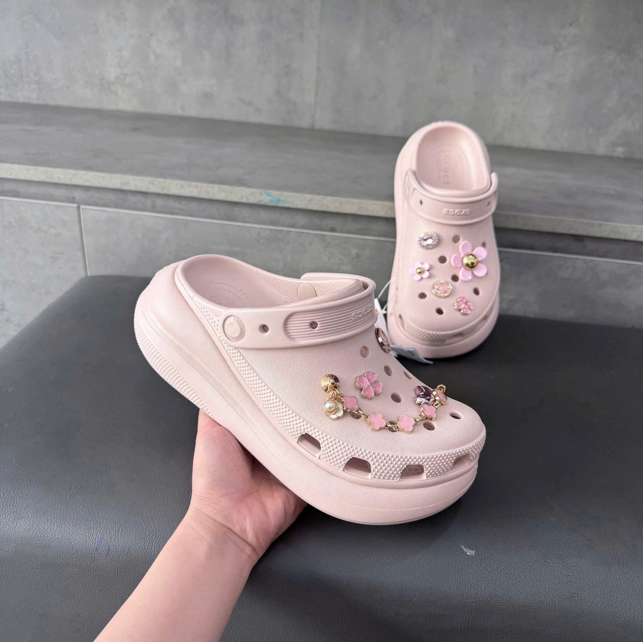 S224 SANDAL HỒNG (TẶNG KÈM CHAMR)_thumbnail_7