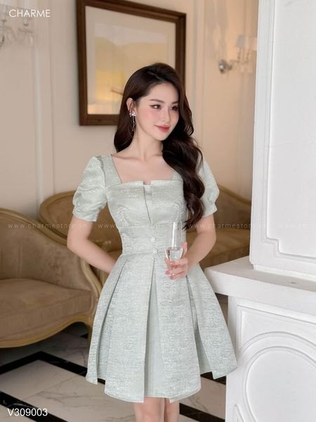 Váy 2 đáp ngực tay bồng