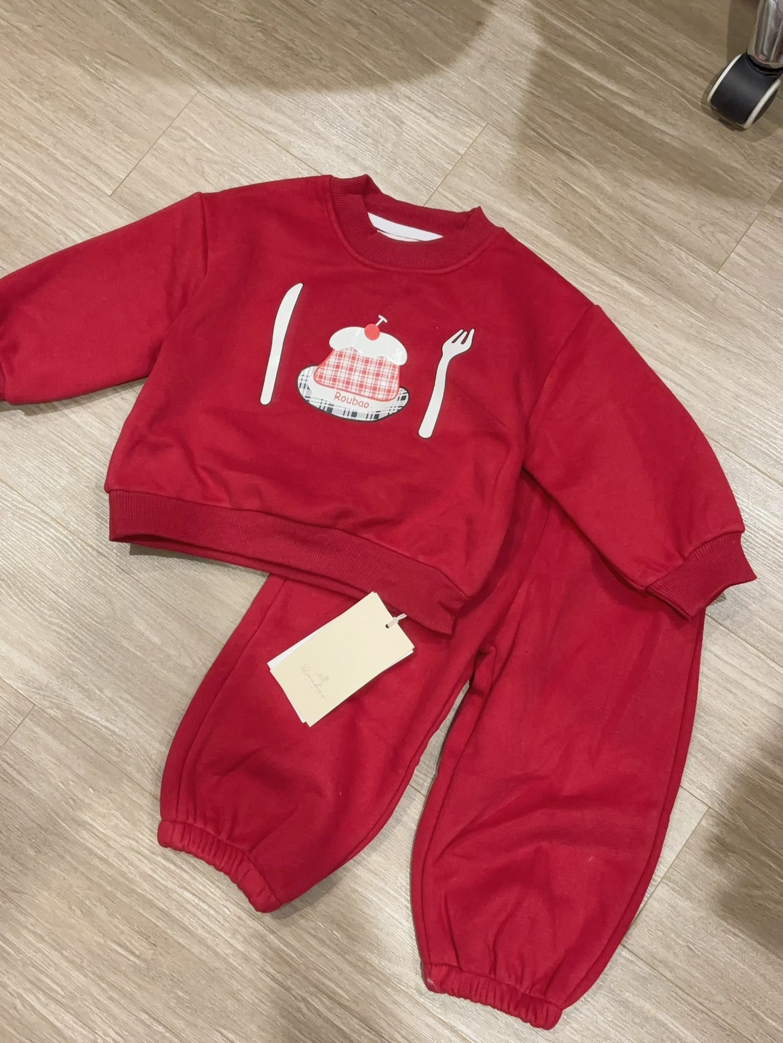 (S110) Set nỉ lost bông màu đỏ họa tiết bánh flan_thumbnail_0