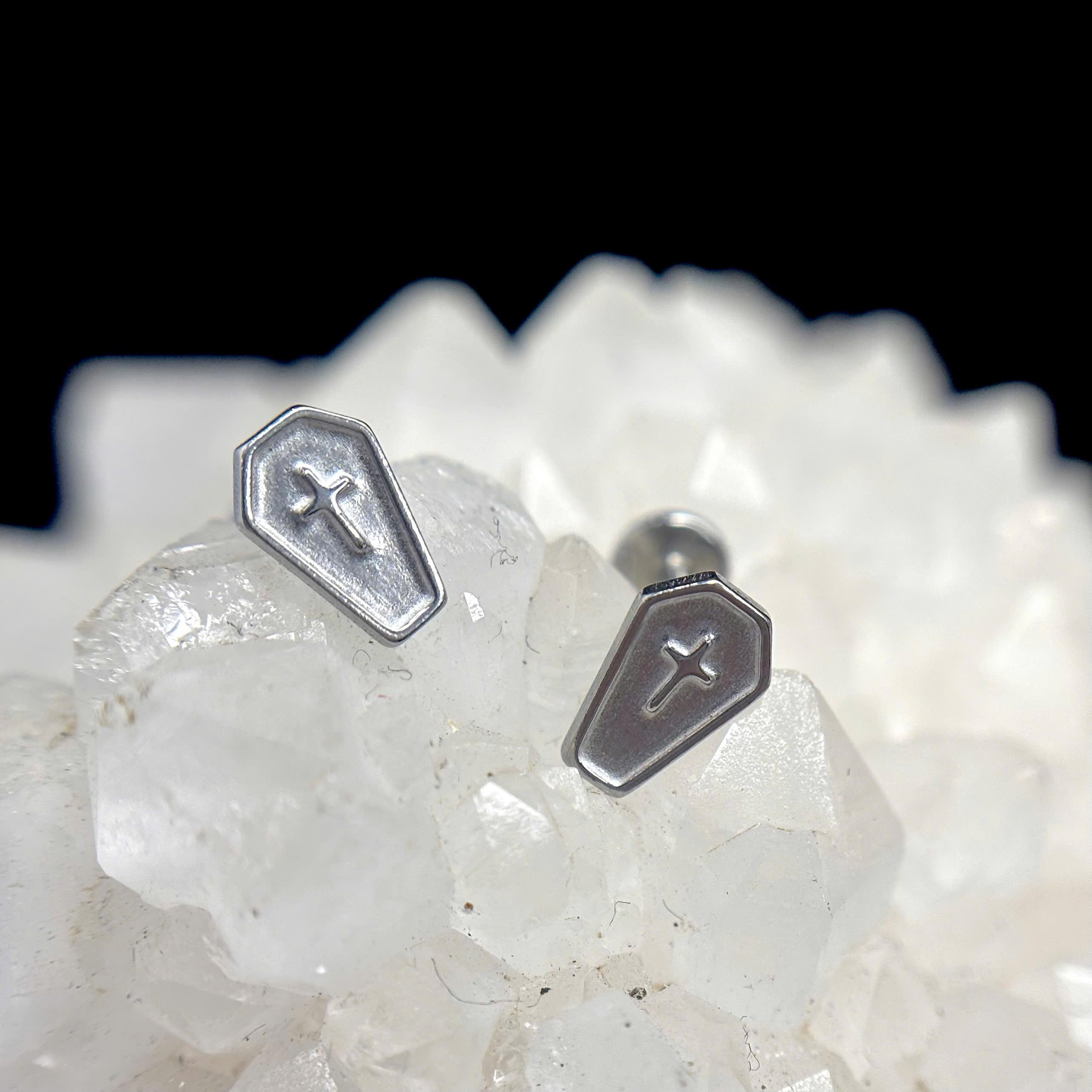 Khuyên kiểu quan tài trơn dẹt_thumbnail_1