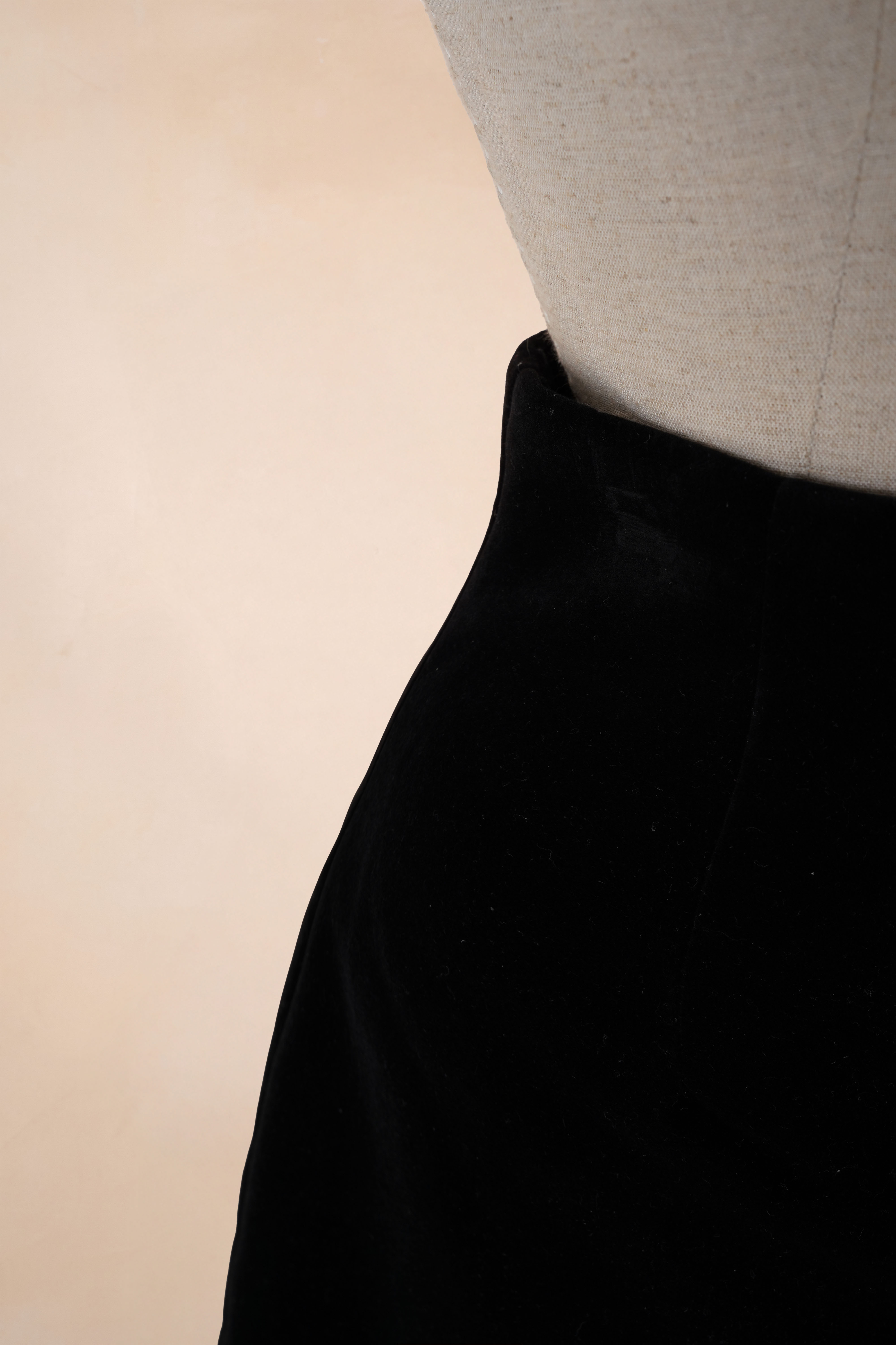 Quần Short Nhung Trơn