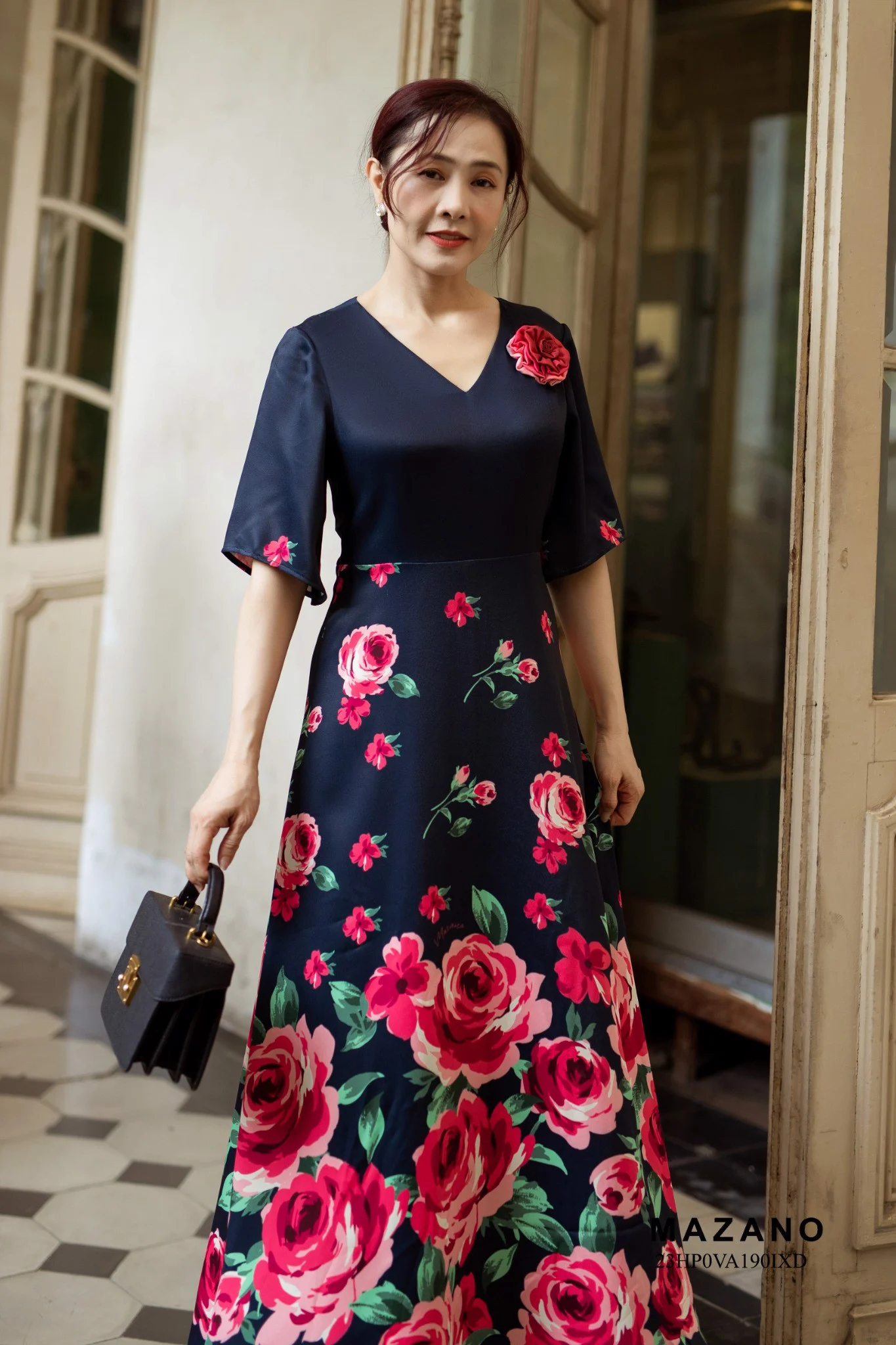 Đầm ôm chân rủ tiệc họa tiết hoa_thumbnail_2